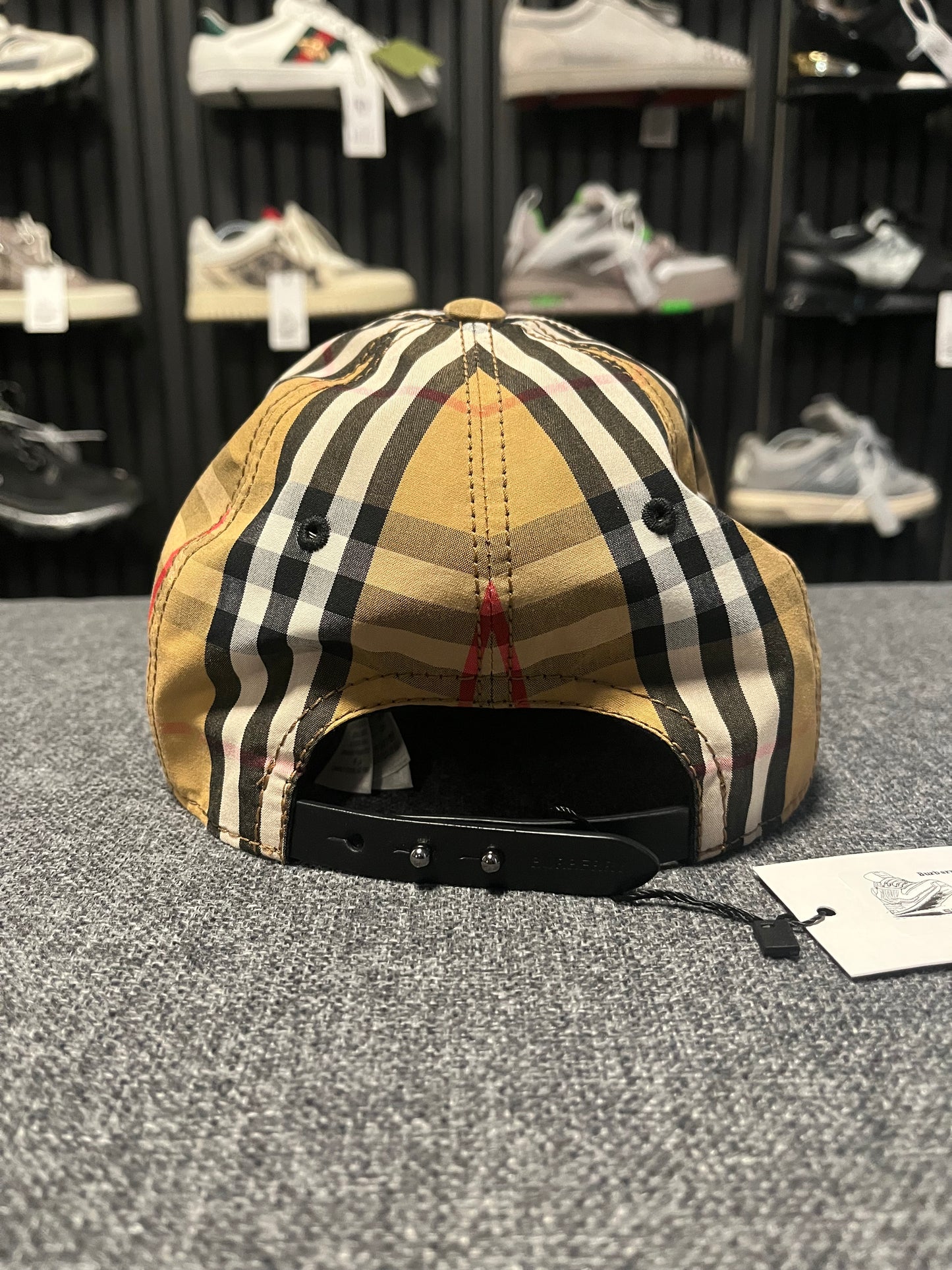 Burberry Vintage Check Cap 3614