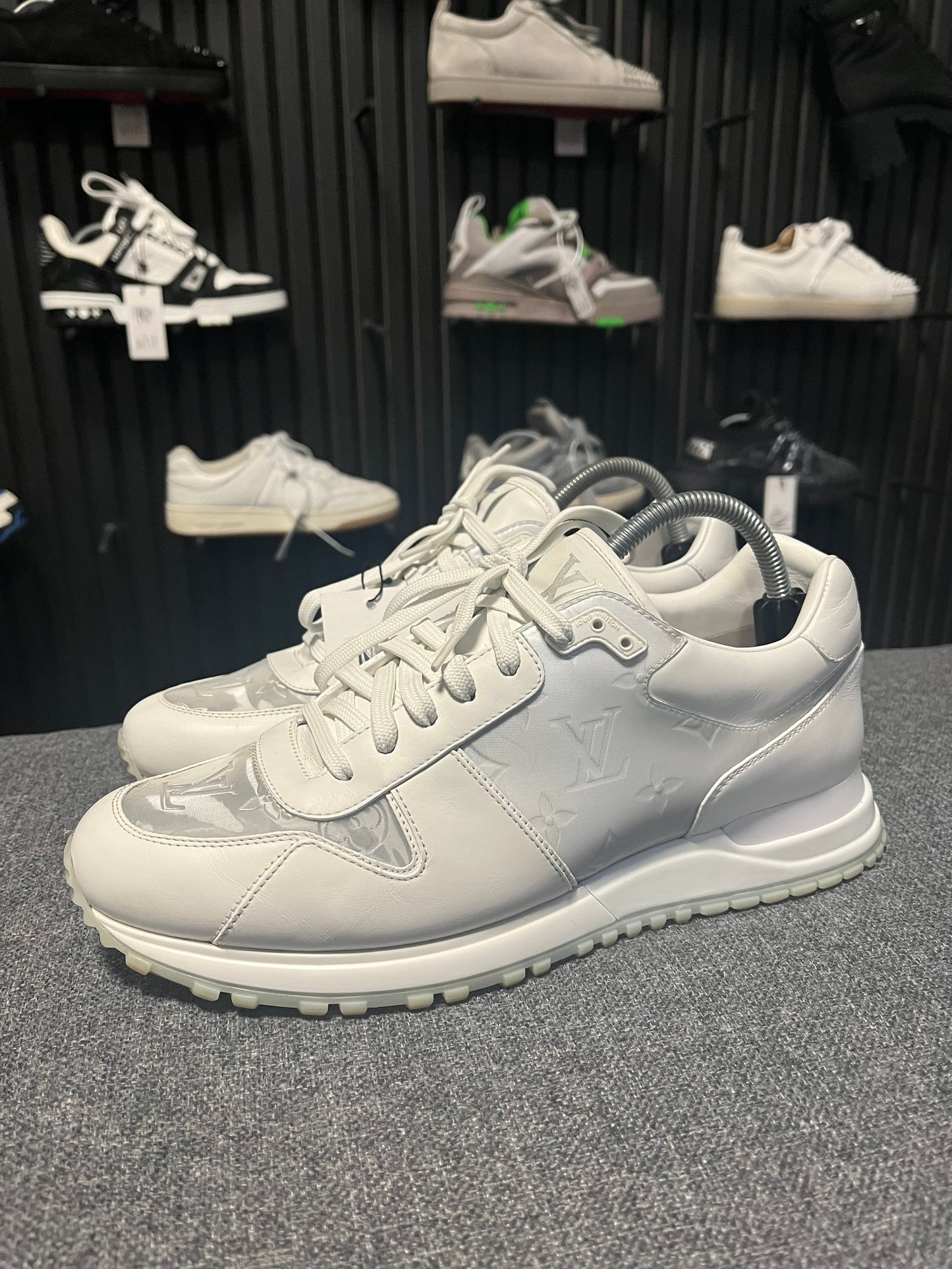 Louis Vuitton Sneakers UK 8 3550