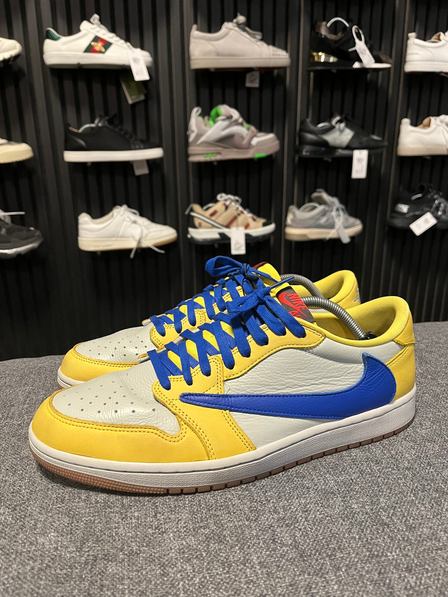 Travis Scott Canaries UK 10.5 3619