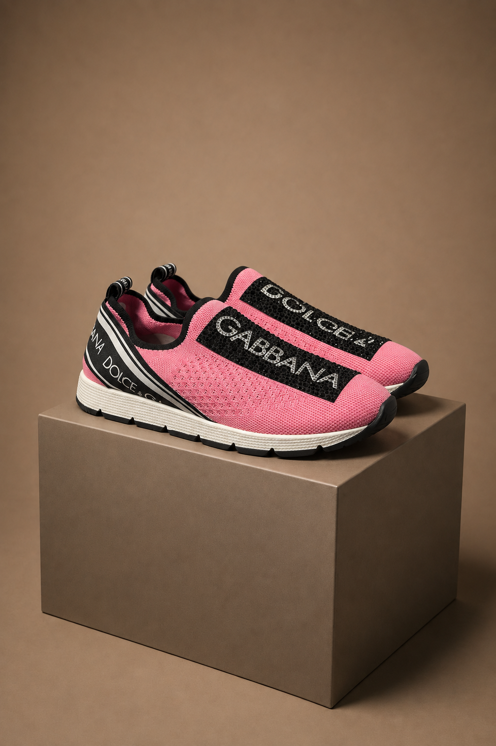 DnG Slip On Sneaker UK 2 3629
