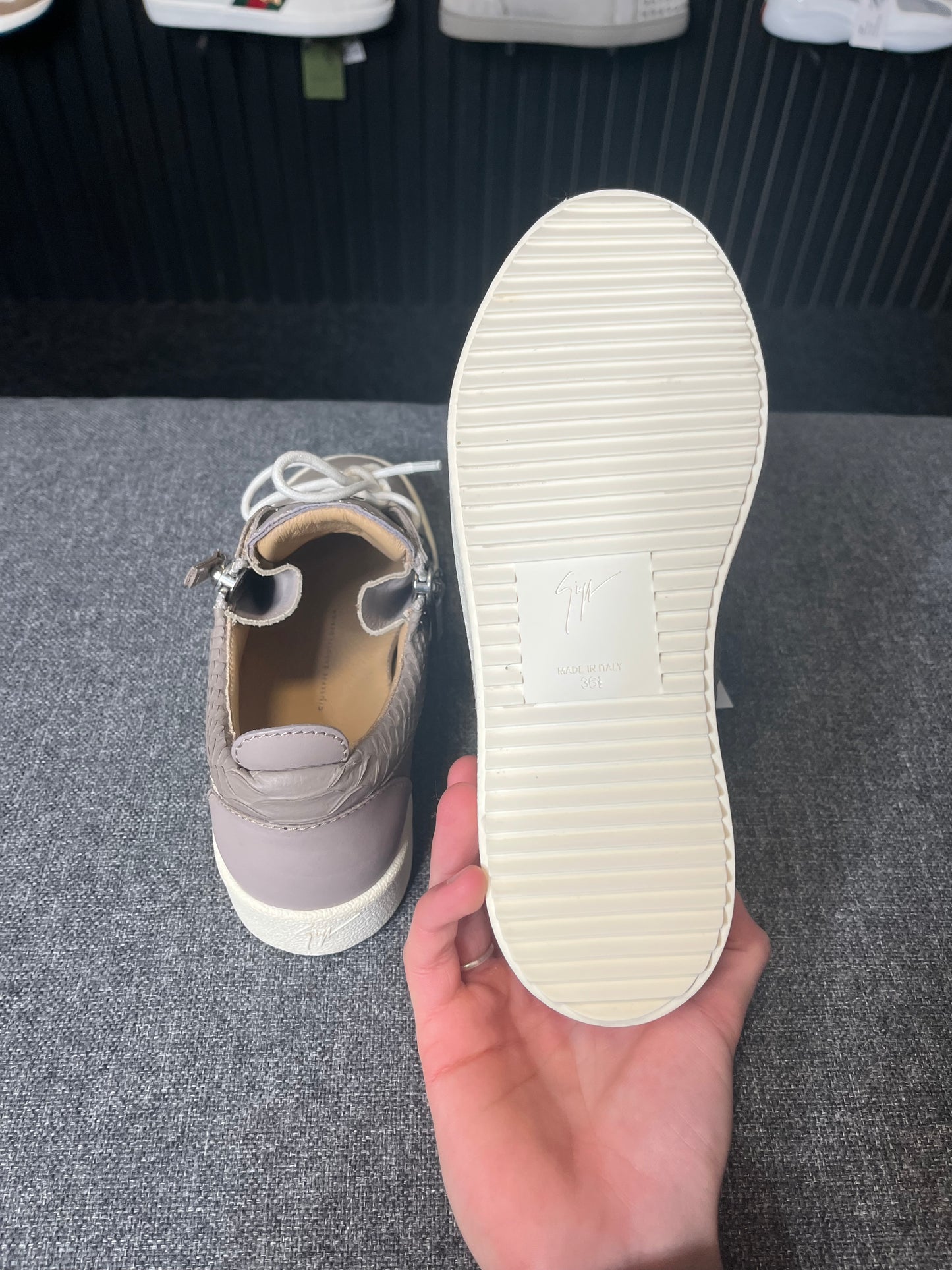Guiseppe Zanotti Frankie Low UK 3.5 3309