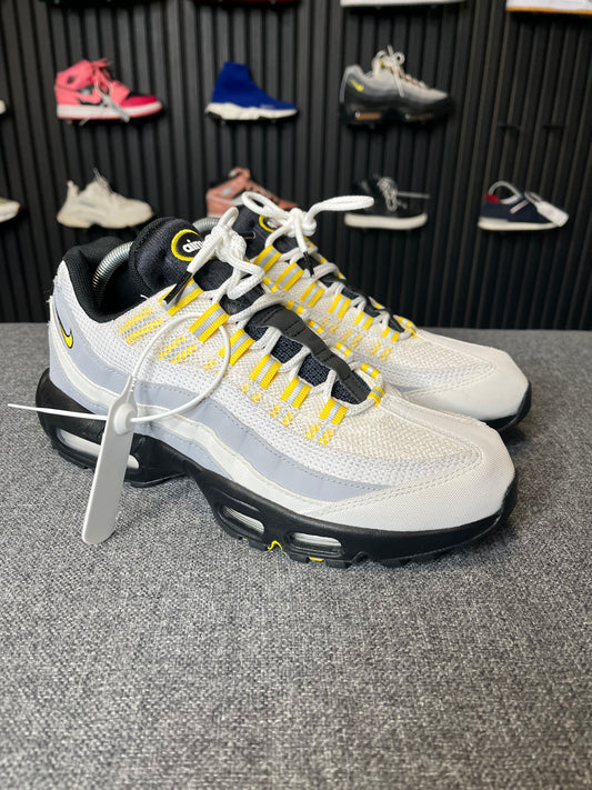 Nike Air Max 95 White Tour Yellow UK8.5 2570