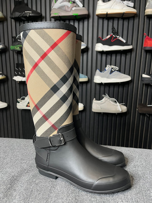 Burberry Welly Boots UK 5 2950