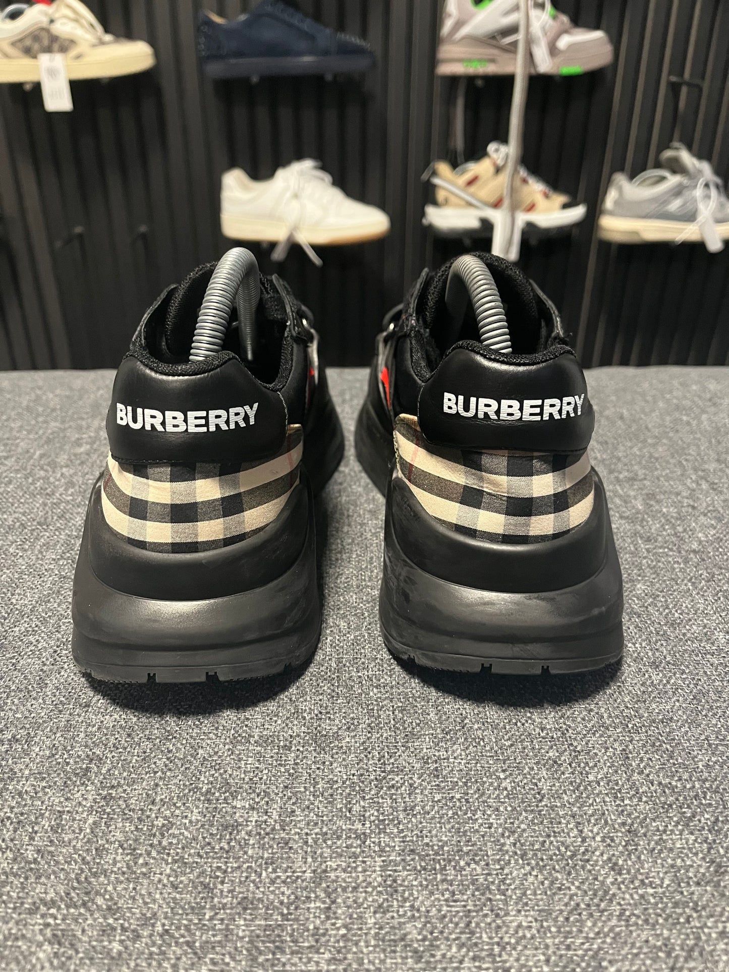 Burberry Ramsey Black UK7 3641
