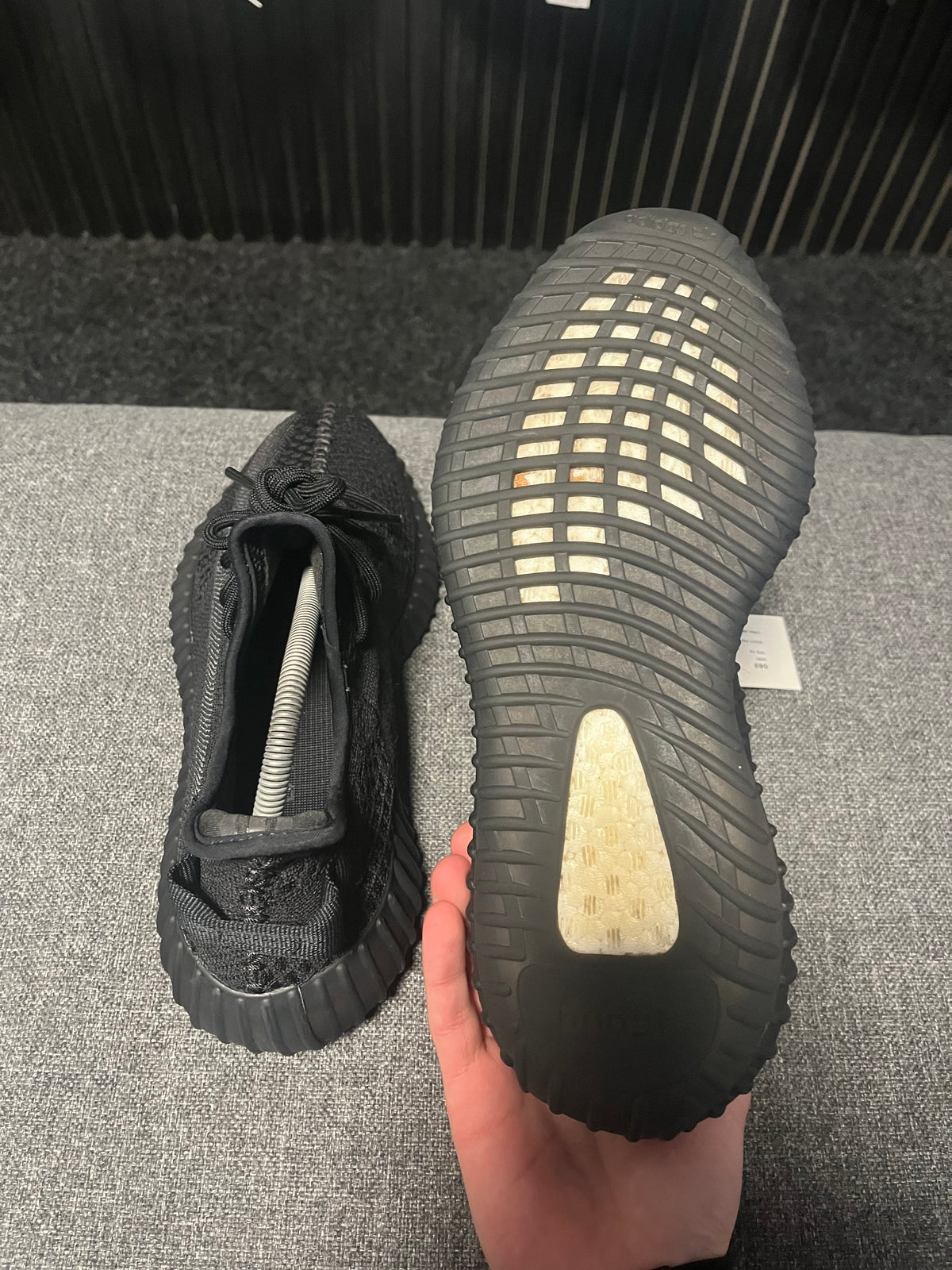 Yeezy 350 Onyx UK 8.5 3835