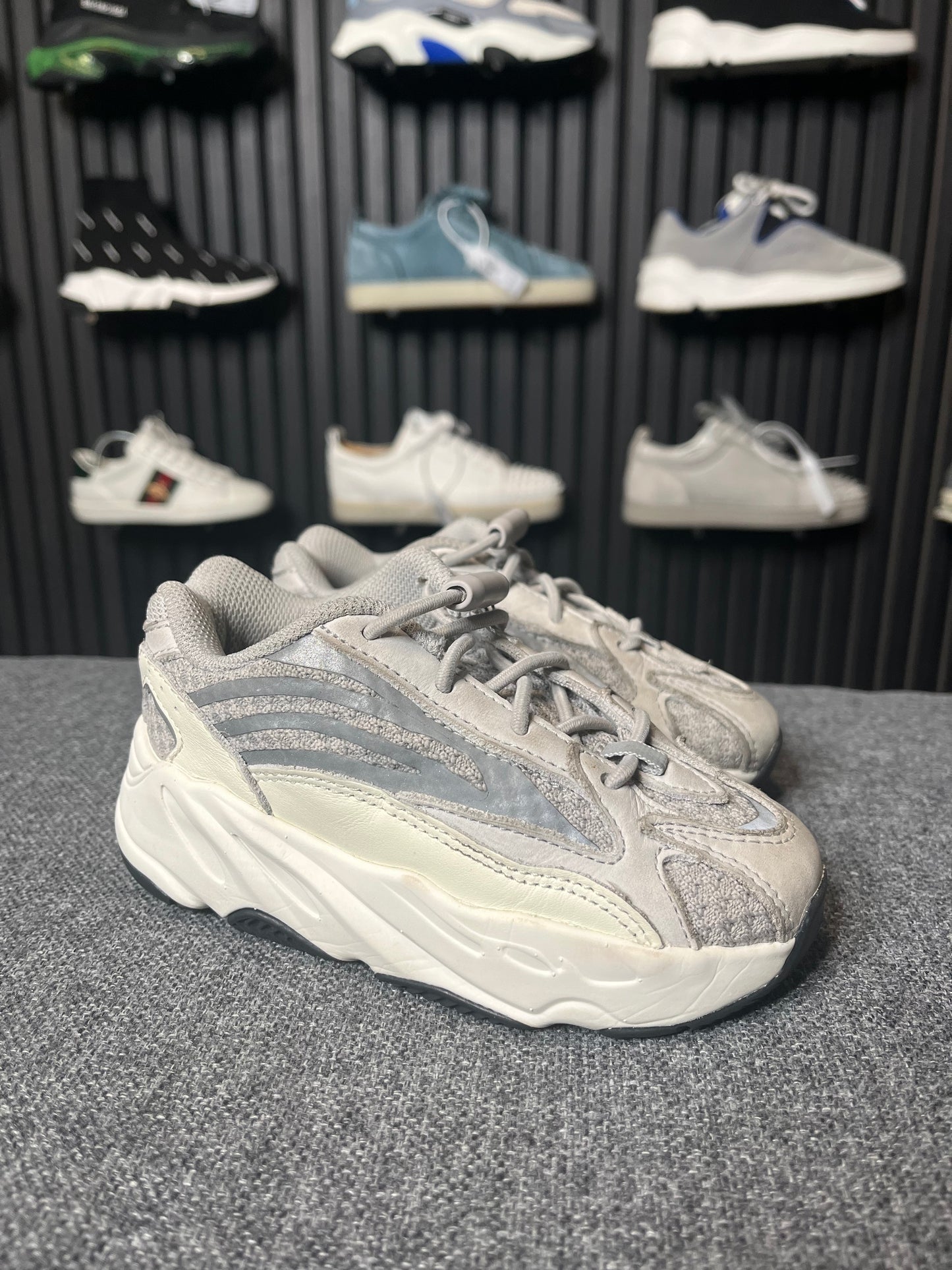 Yeezy 700 Static UK 8.5 Kids 2930