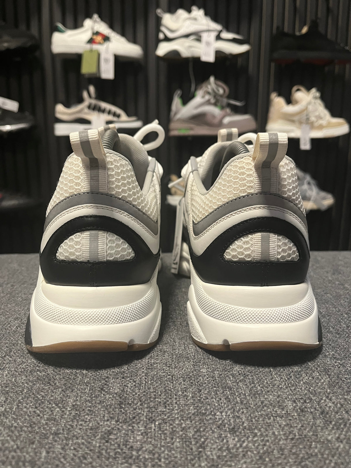 Dior B22 UK 8 3737