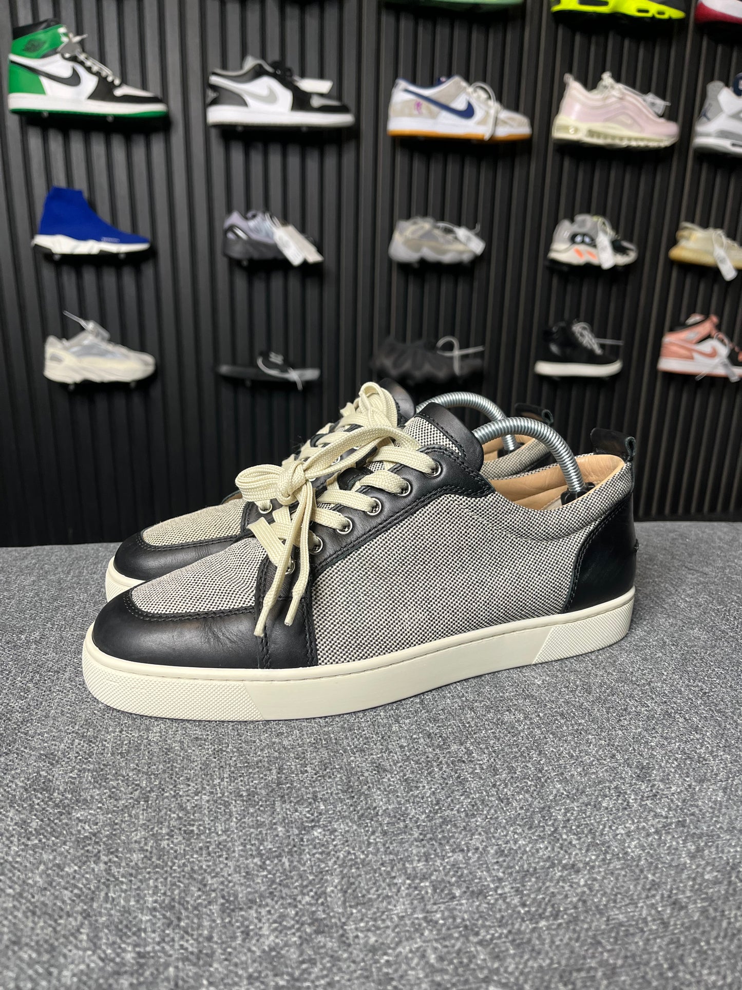 Christian Louboutin UK 8.5 2508