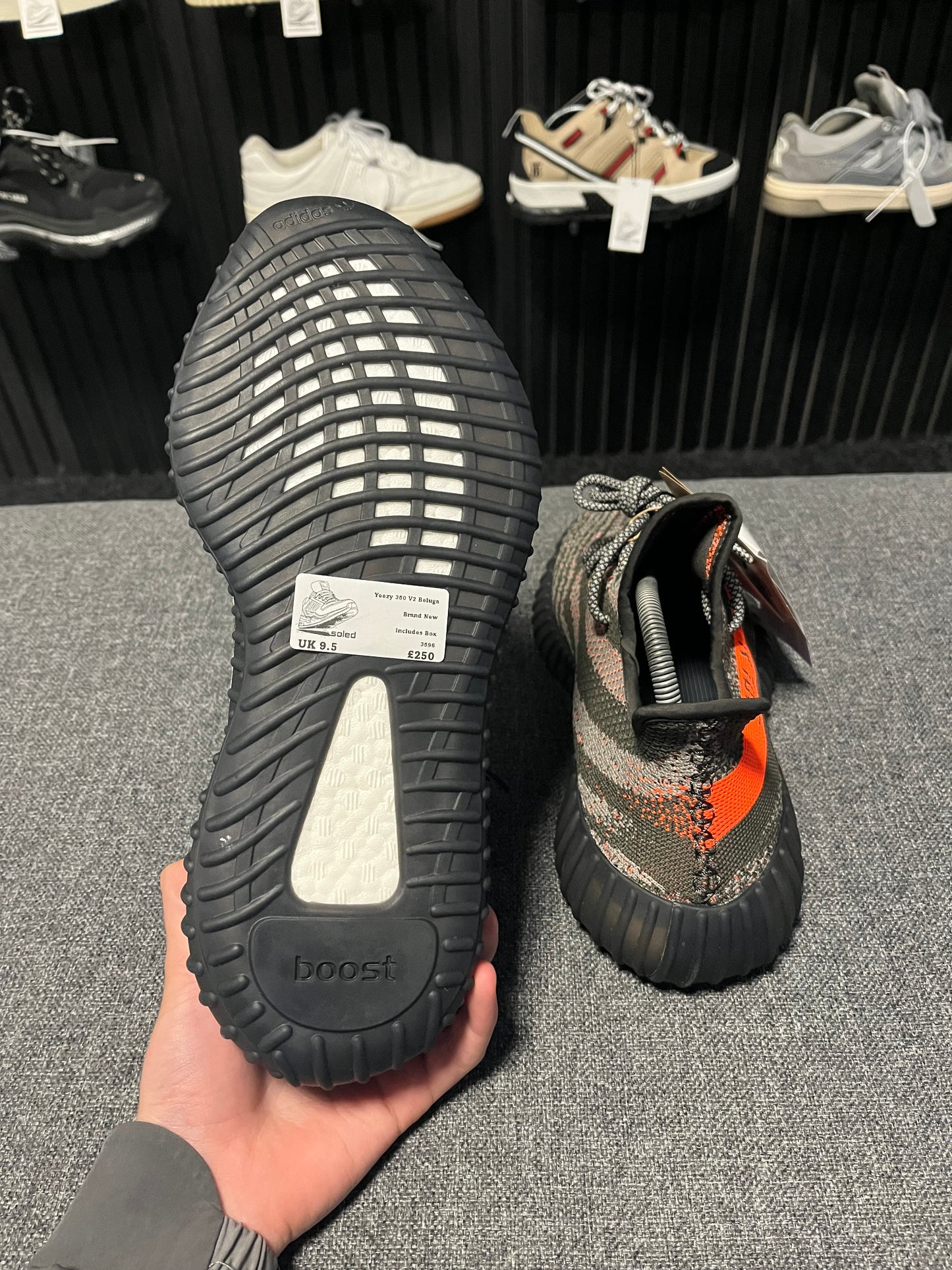Yeezy 350 V2 Beluga UK 9.5 3596