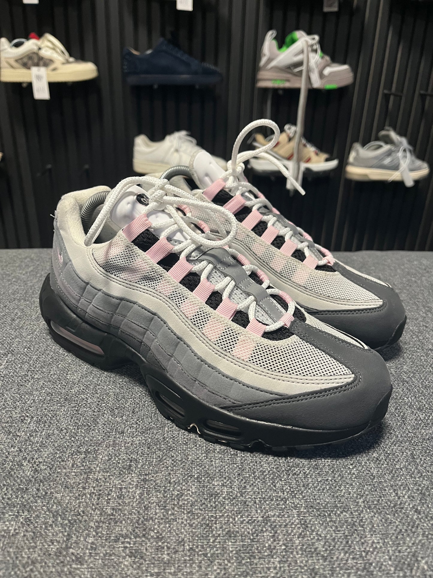 Nike Air Max 95 Pink Foam UK8 3645