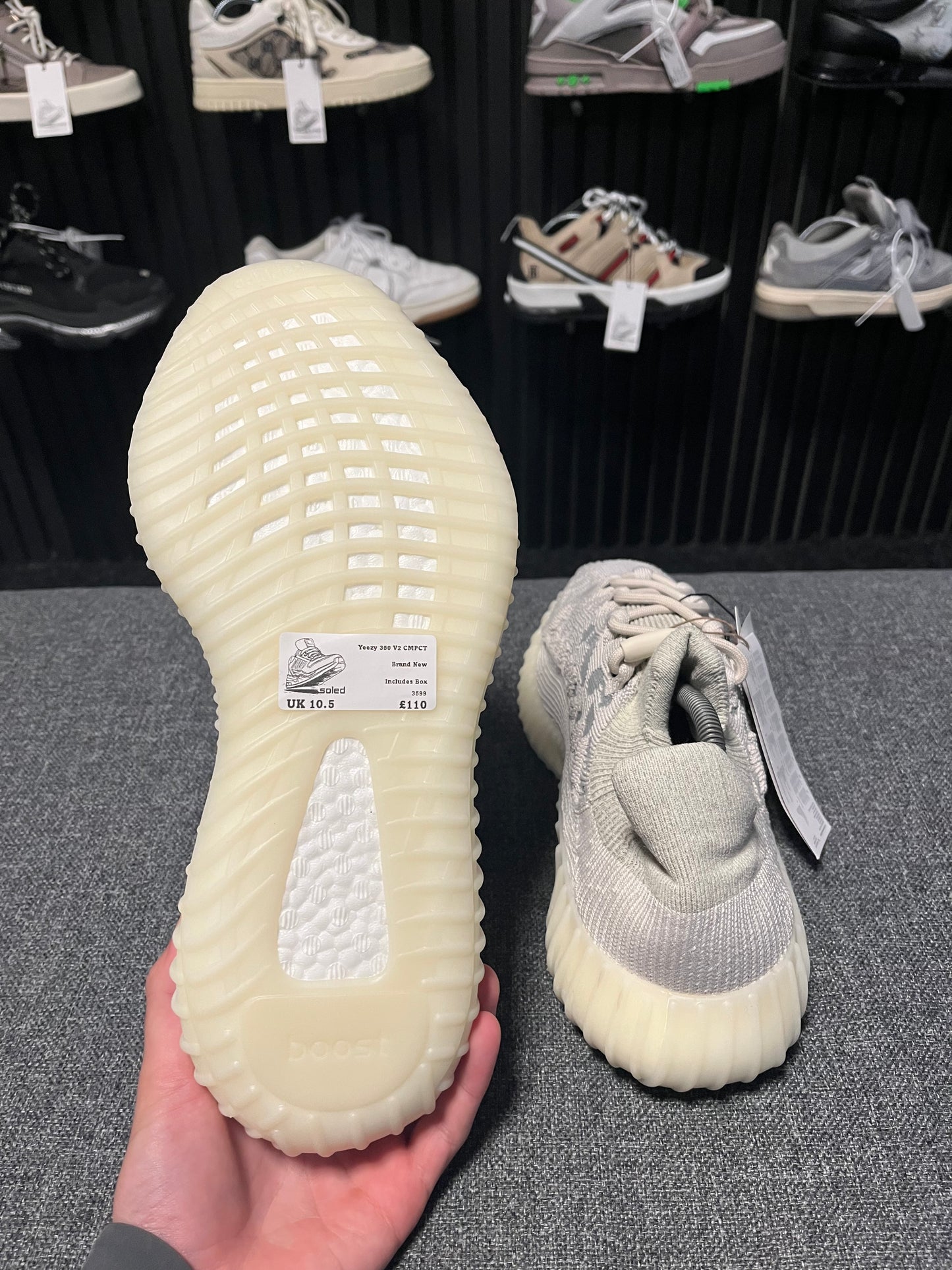 Yeezy 350 V2 CMPCT UK 10.5 3599
