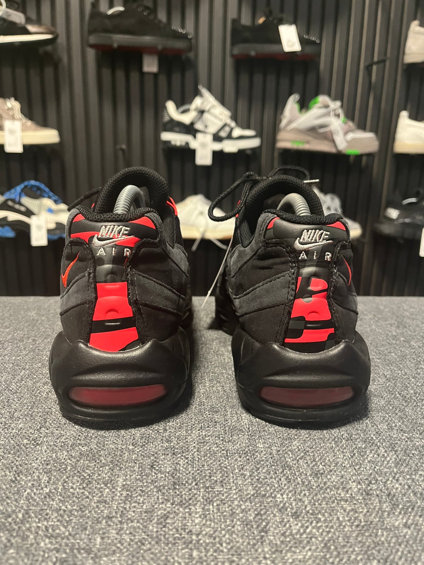 Air Max 95s Laser Crimson UK 8 3535