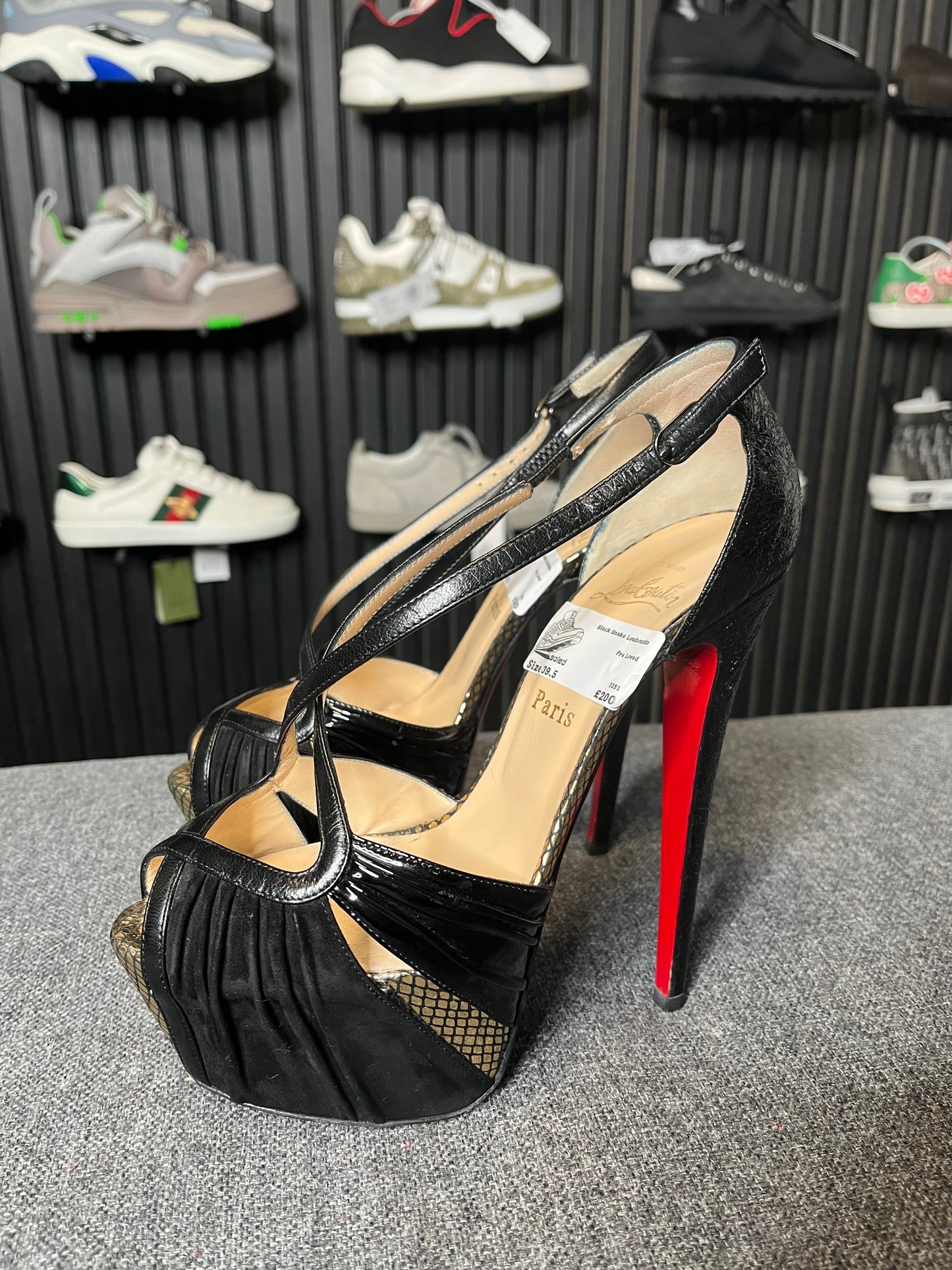 Louboutin Divinoche Crisscross Platfrom Sandal Size 39.5 3251