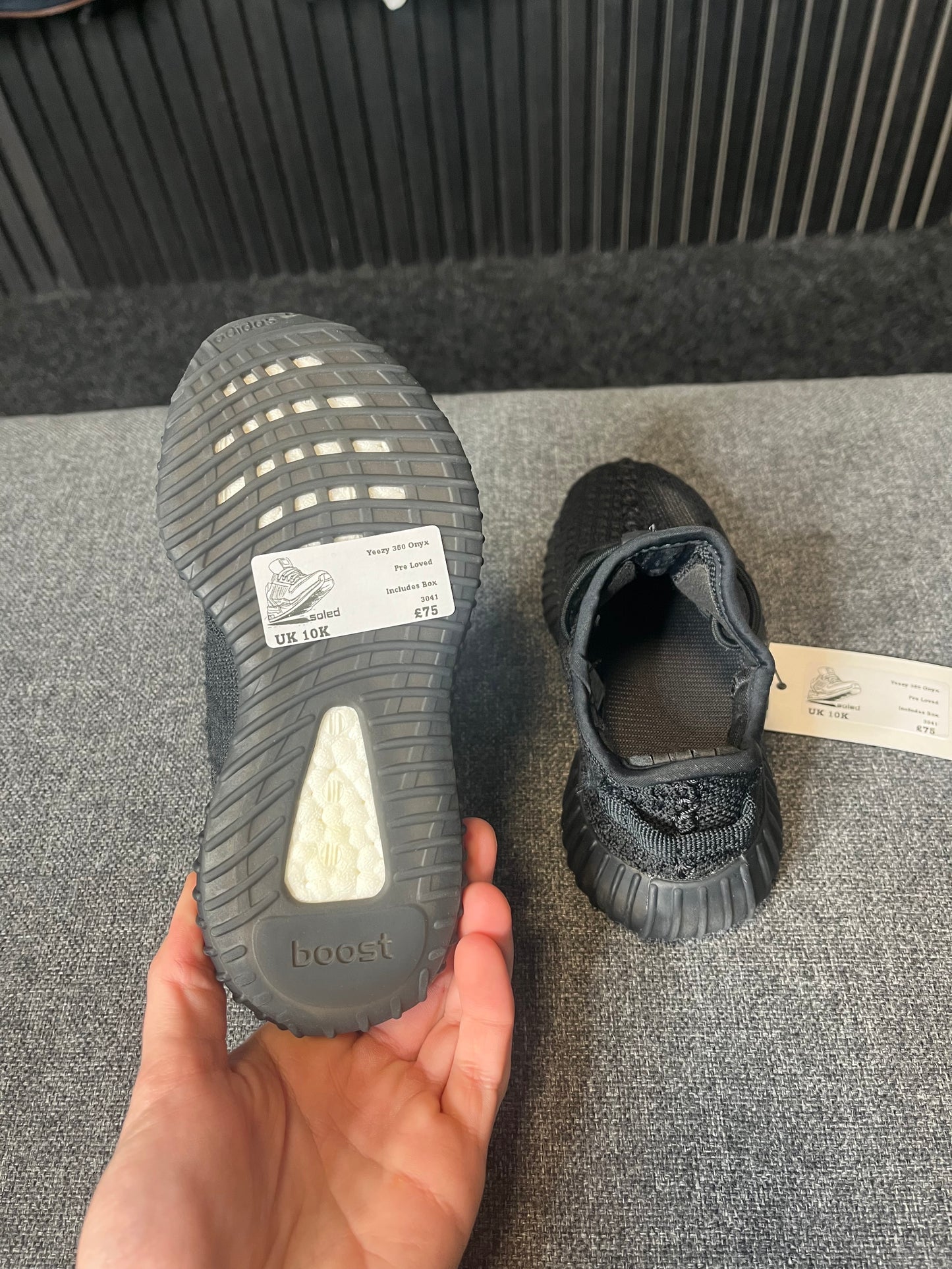 Yeezy 350 Onyx UK 10K 3041