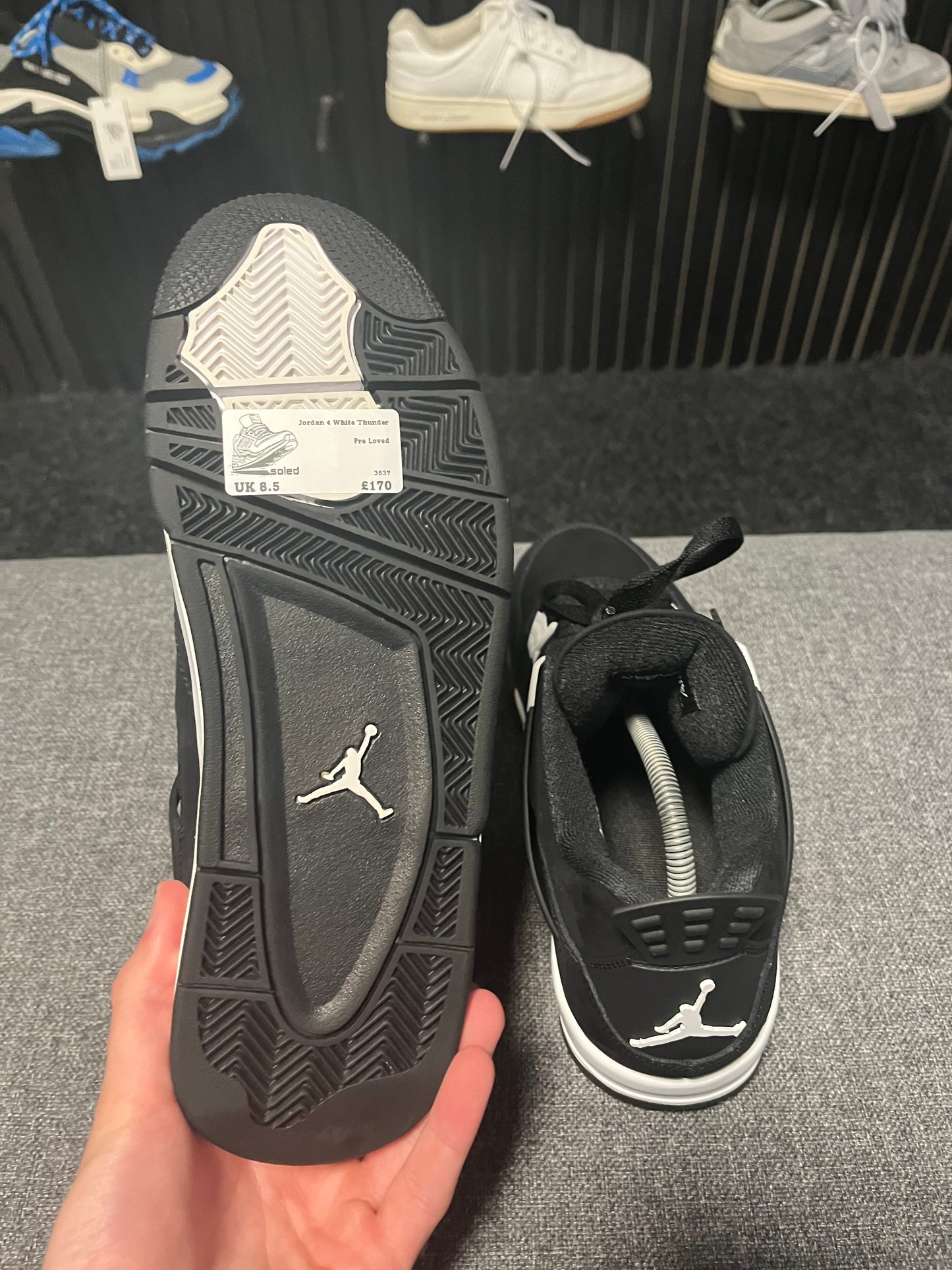 Jordan 4 White Thunder UK 8.5 3537
