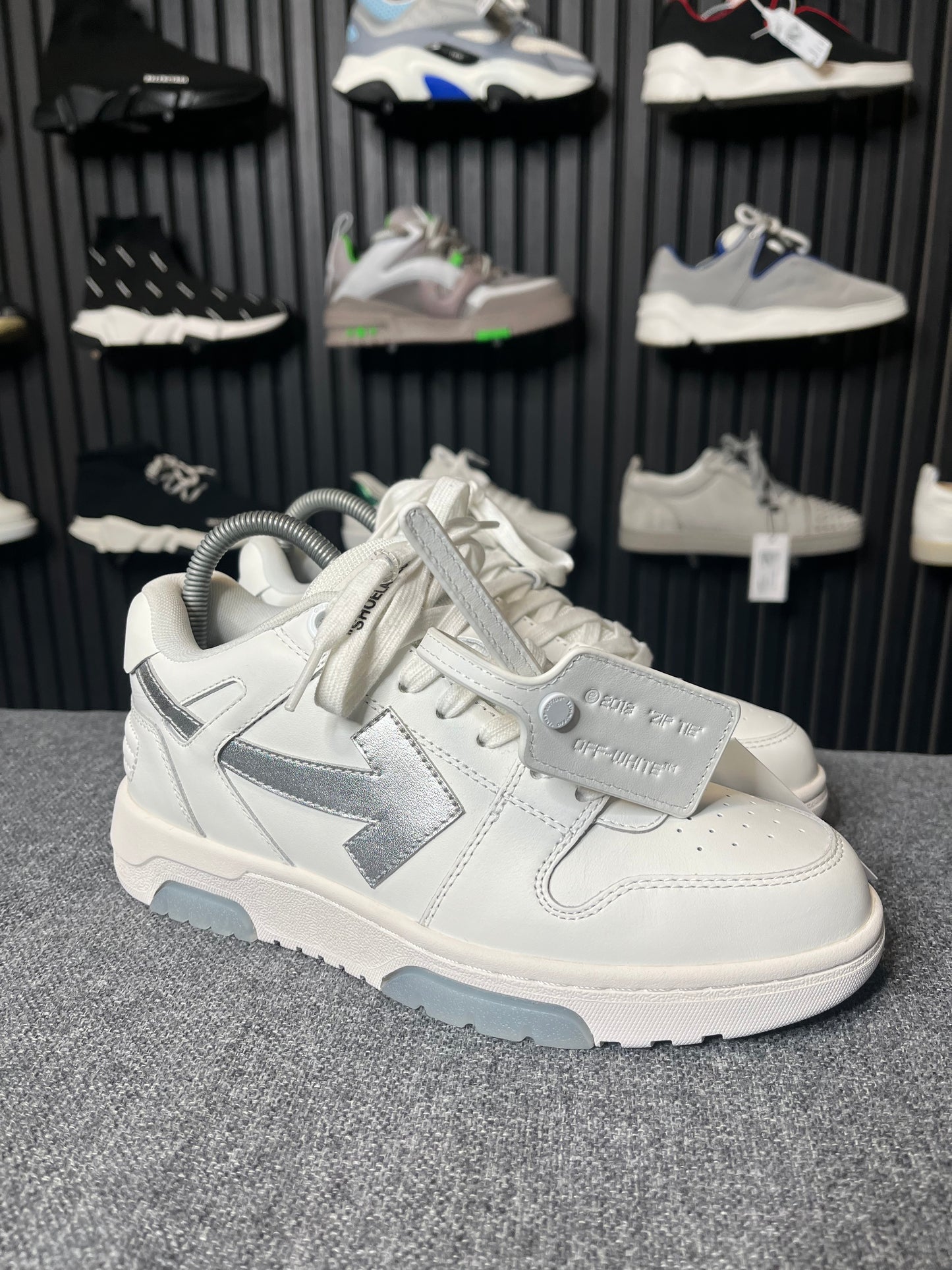 Off White UK 5 3193