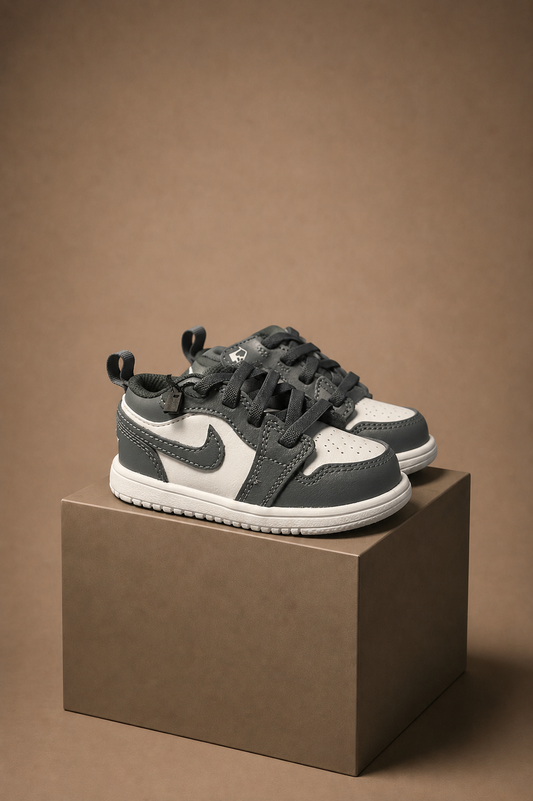 Nike Jordan UK 4.5 Kids 3525