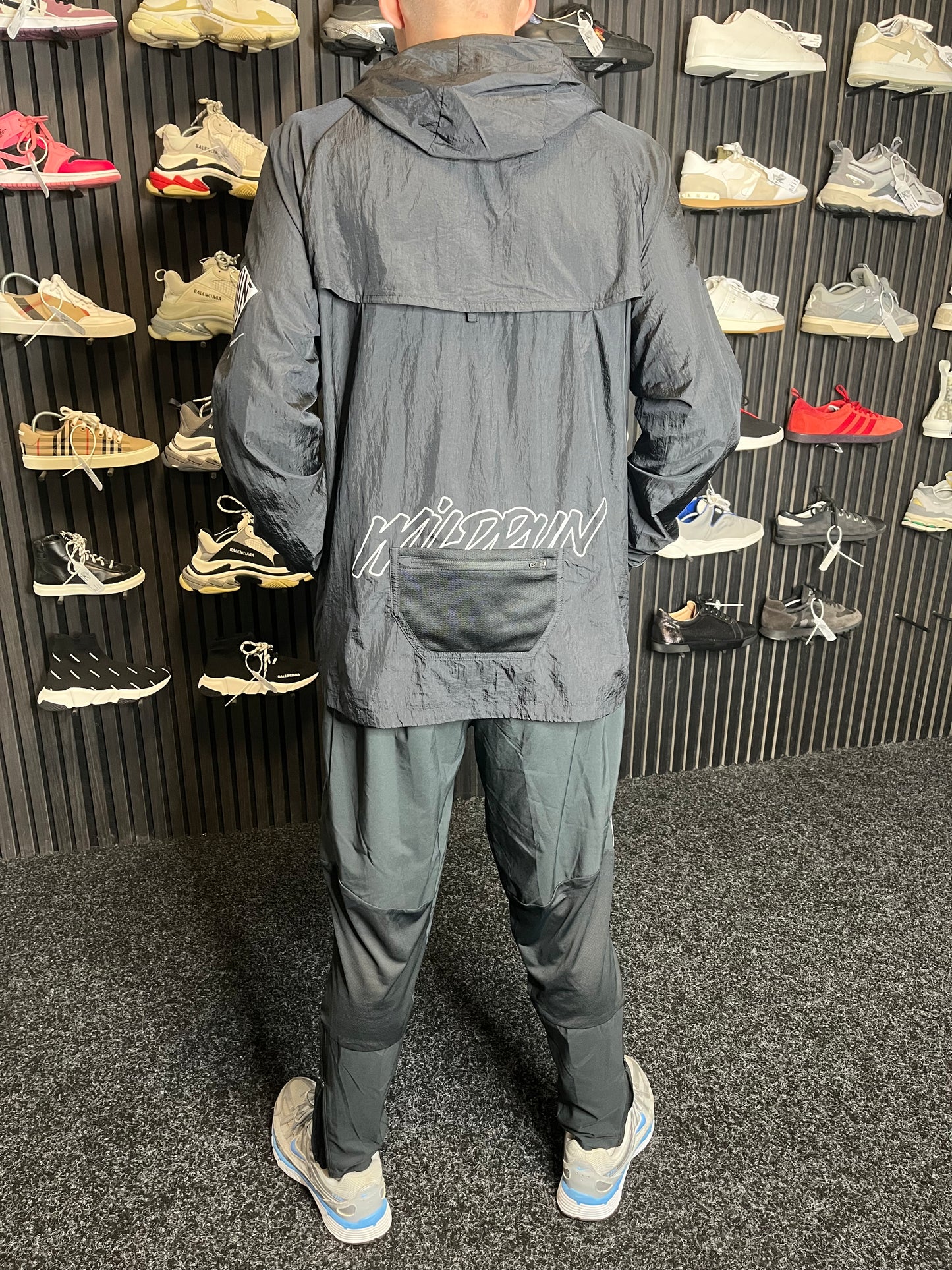 Nike Wild Run Tracksuit Medium 2876