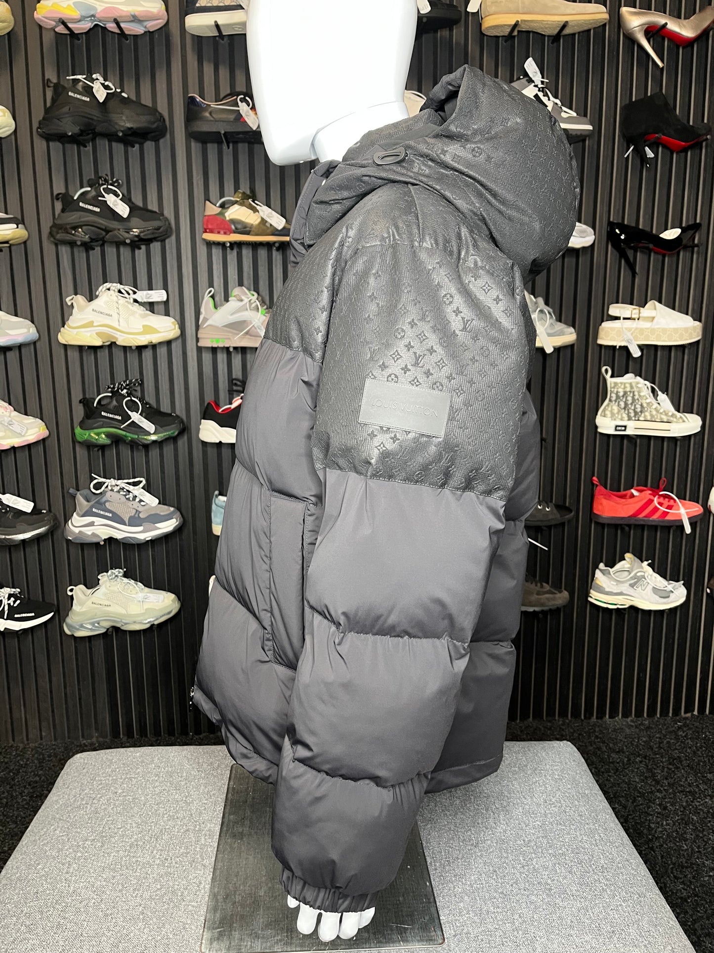 Louis Vuitton Monogram XL 2802