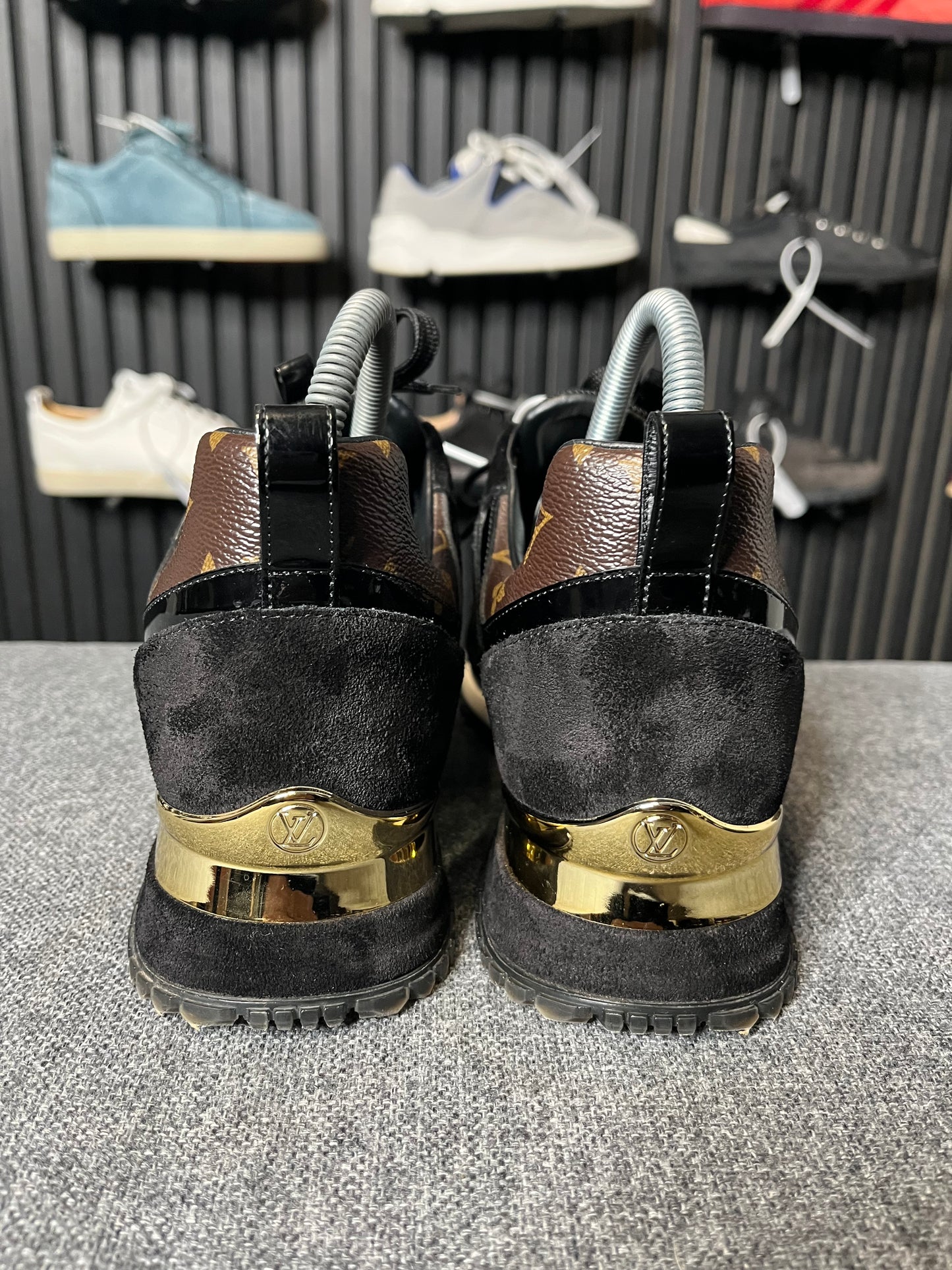 Louis Vuitton Sneakers UK 5 2900