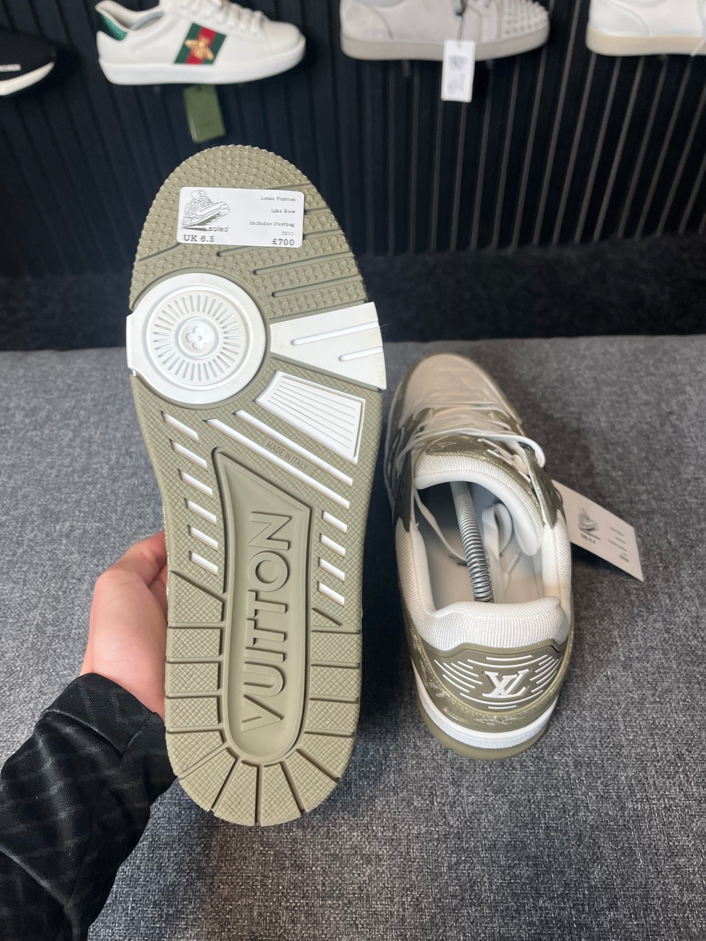 Louis Vuitton UK 6.5 3211