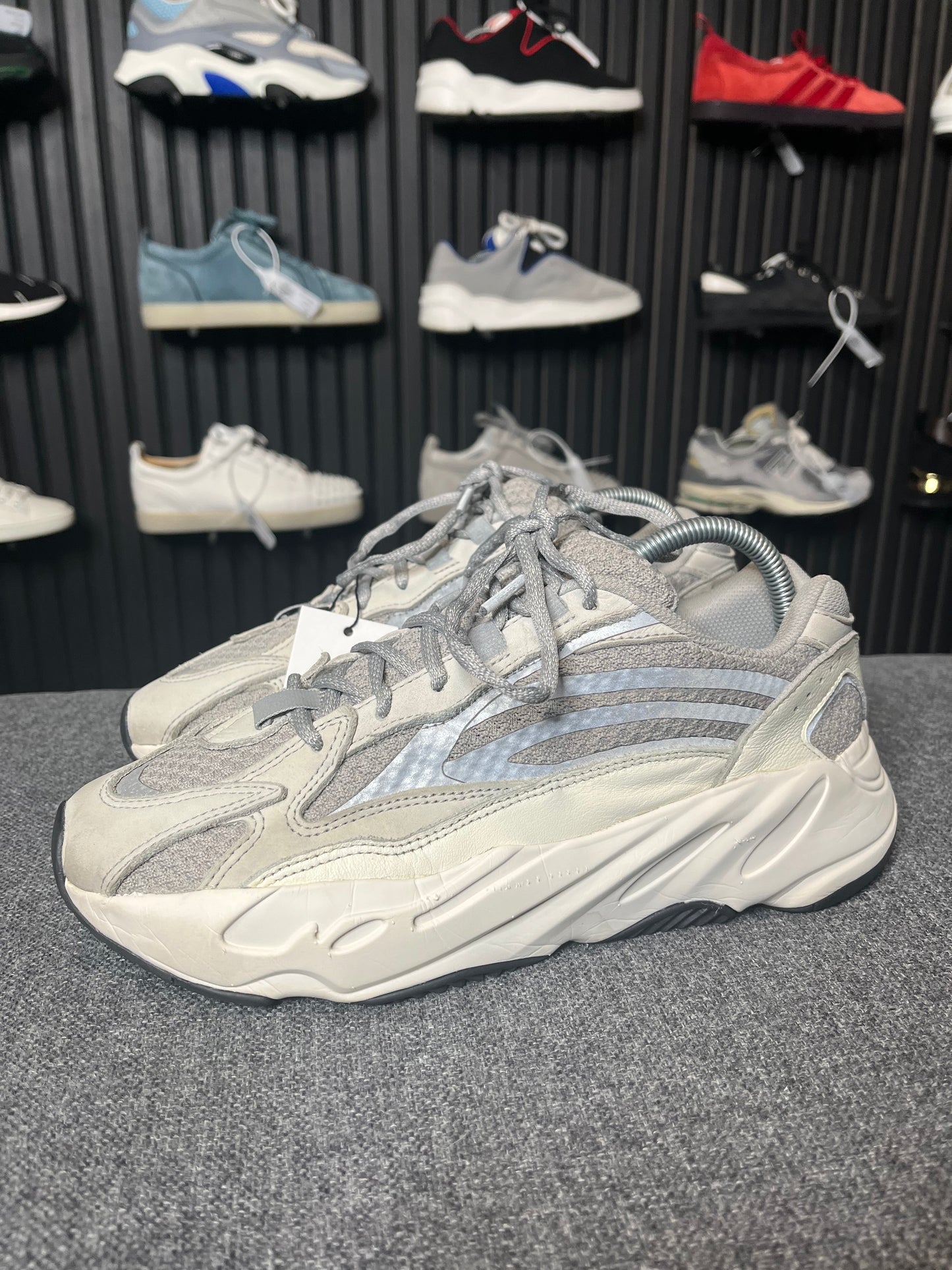 Yeezy 700 Static UK 8.5 2931