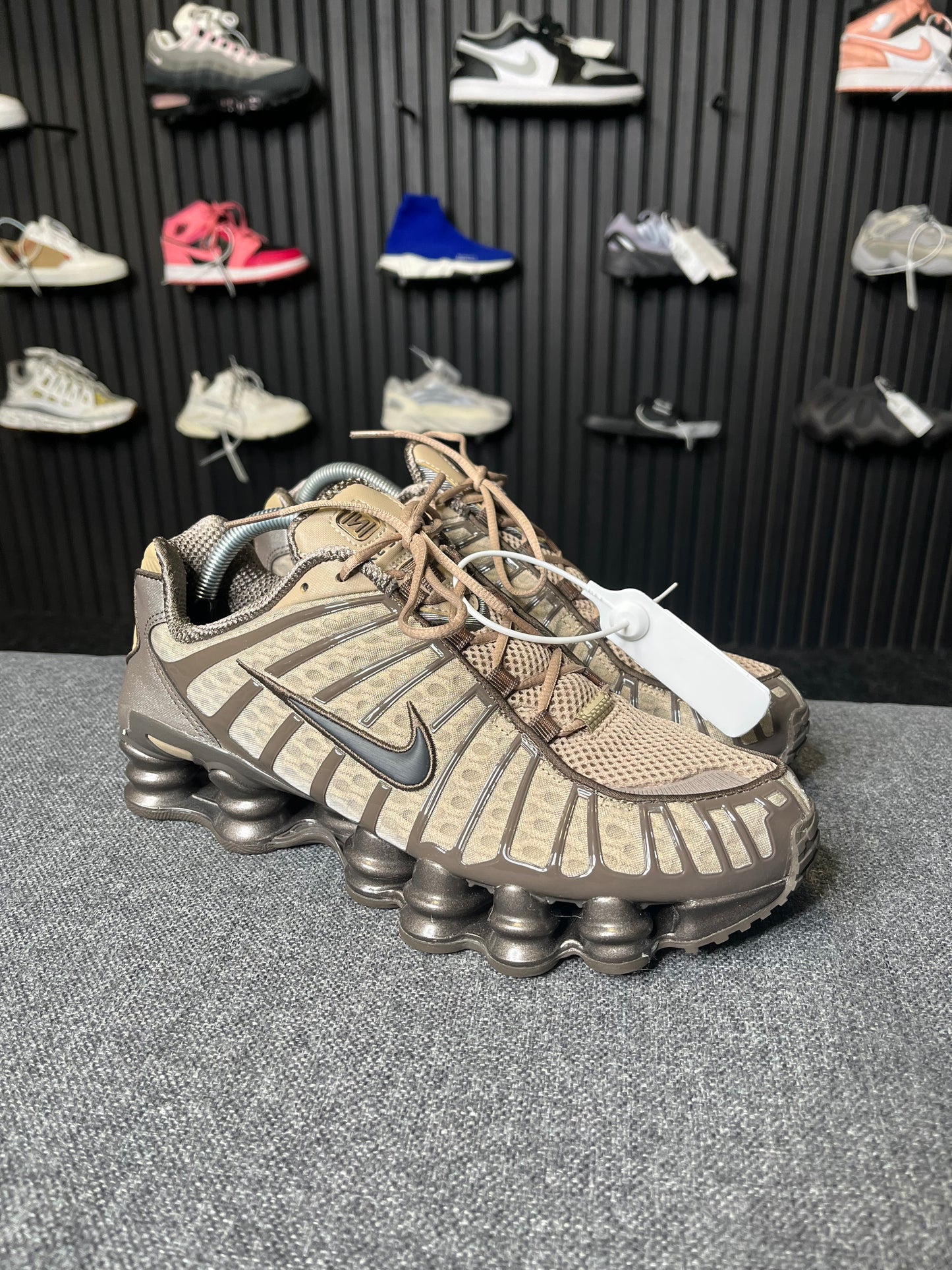Nike Shox Khaki UK 8 2466