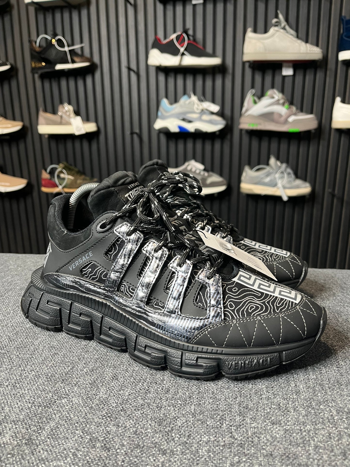 Versace UK 8 3337