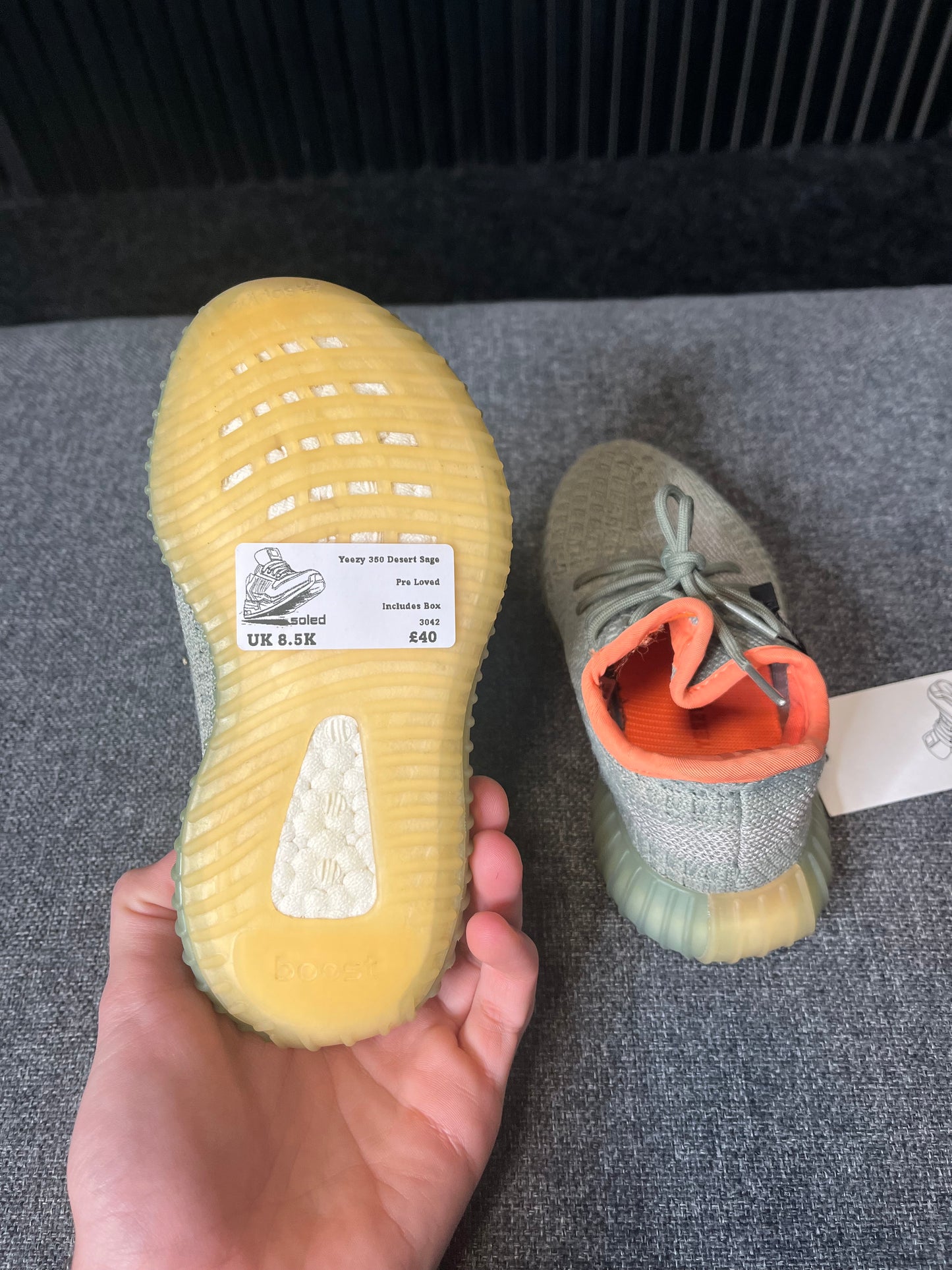 Yeezy 350 Desert Sage UK 8.5K 3042