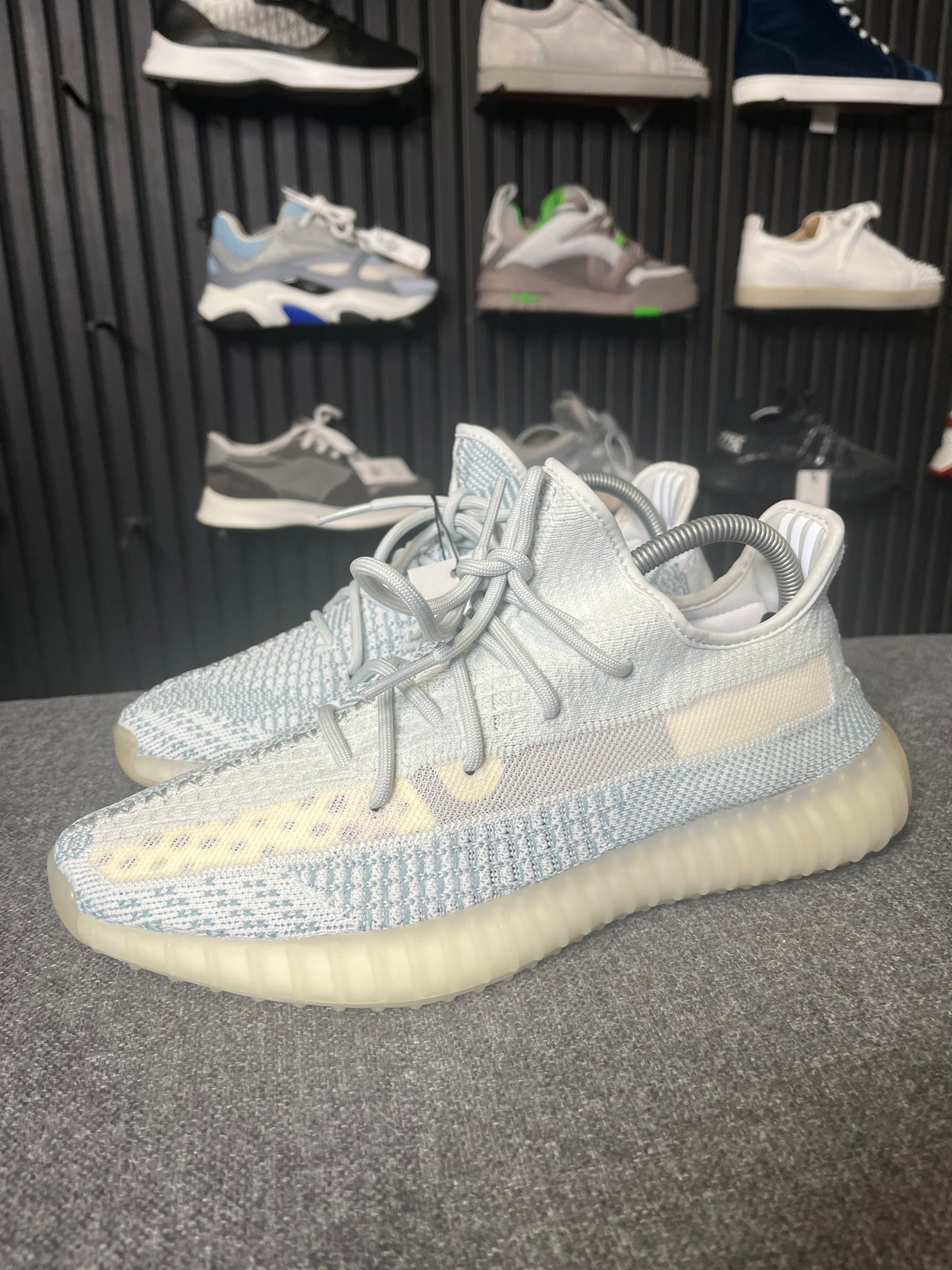 Yeezy 350 Cloud White UK 9 3463