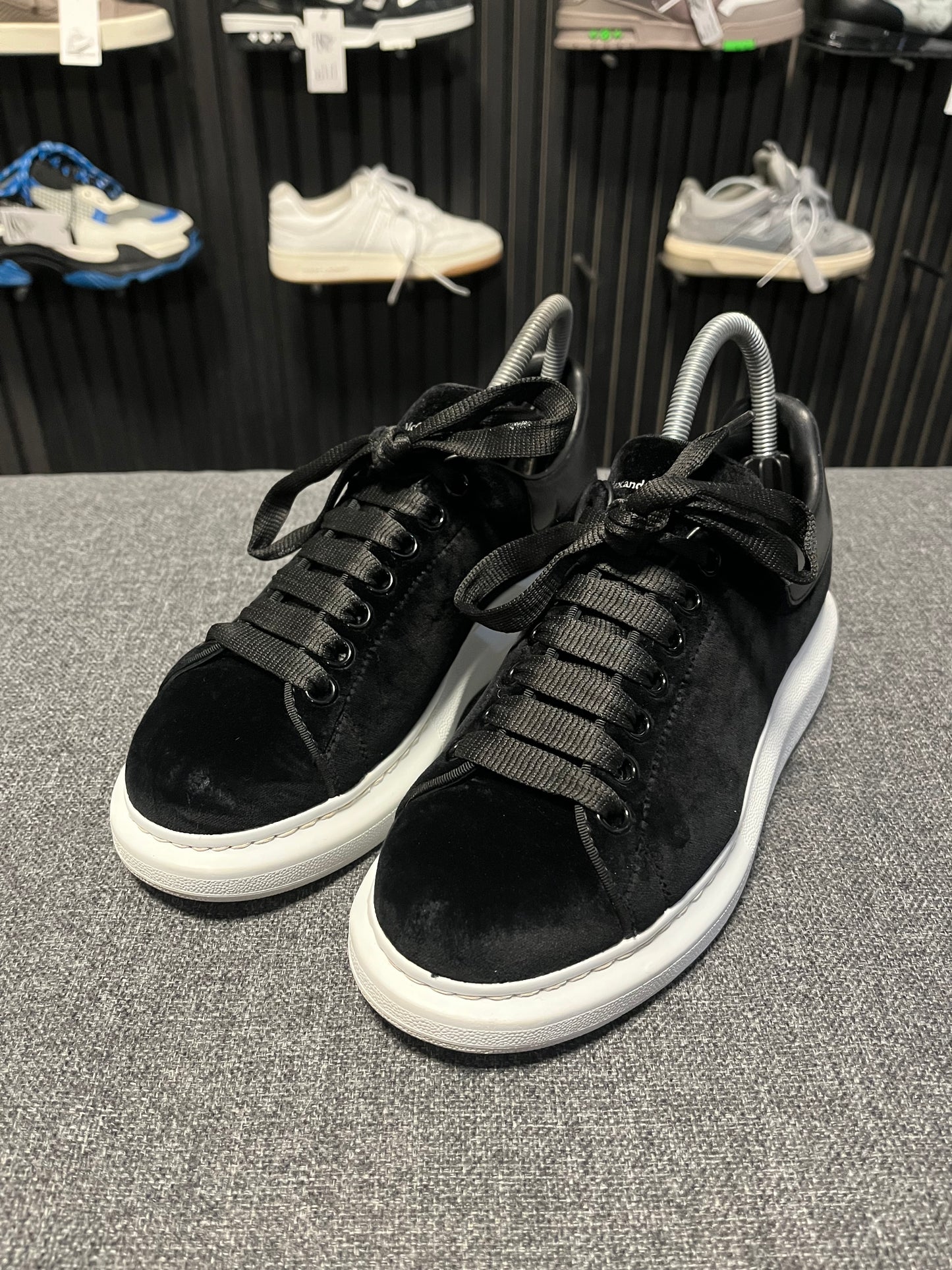 Alexander McQueen Oversized Velvet Black UK5.5 3580