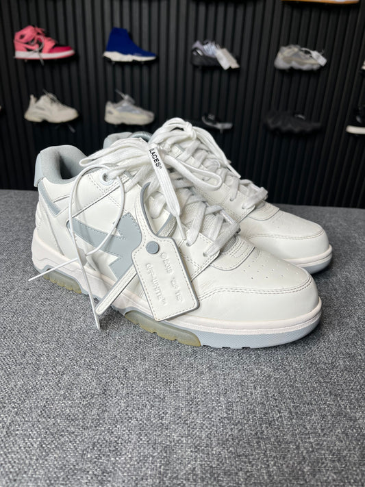 Off White Out of Office UK 9 2512