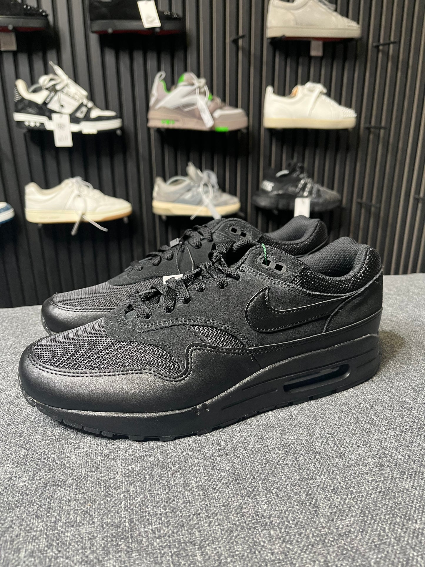 Air Max 1 Essential Triple Black UK 9 3497
