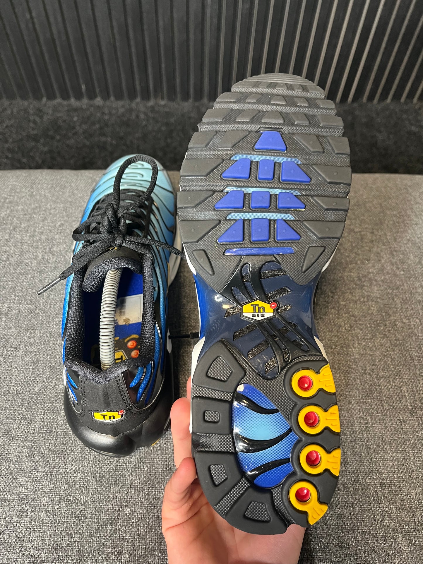 Nike TN Hyper Blue UK 8.5 2945