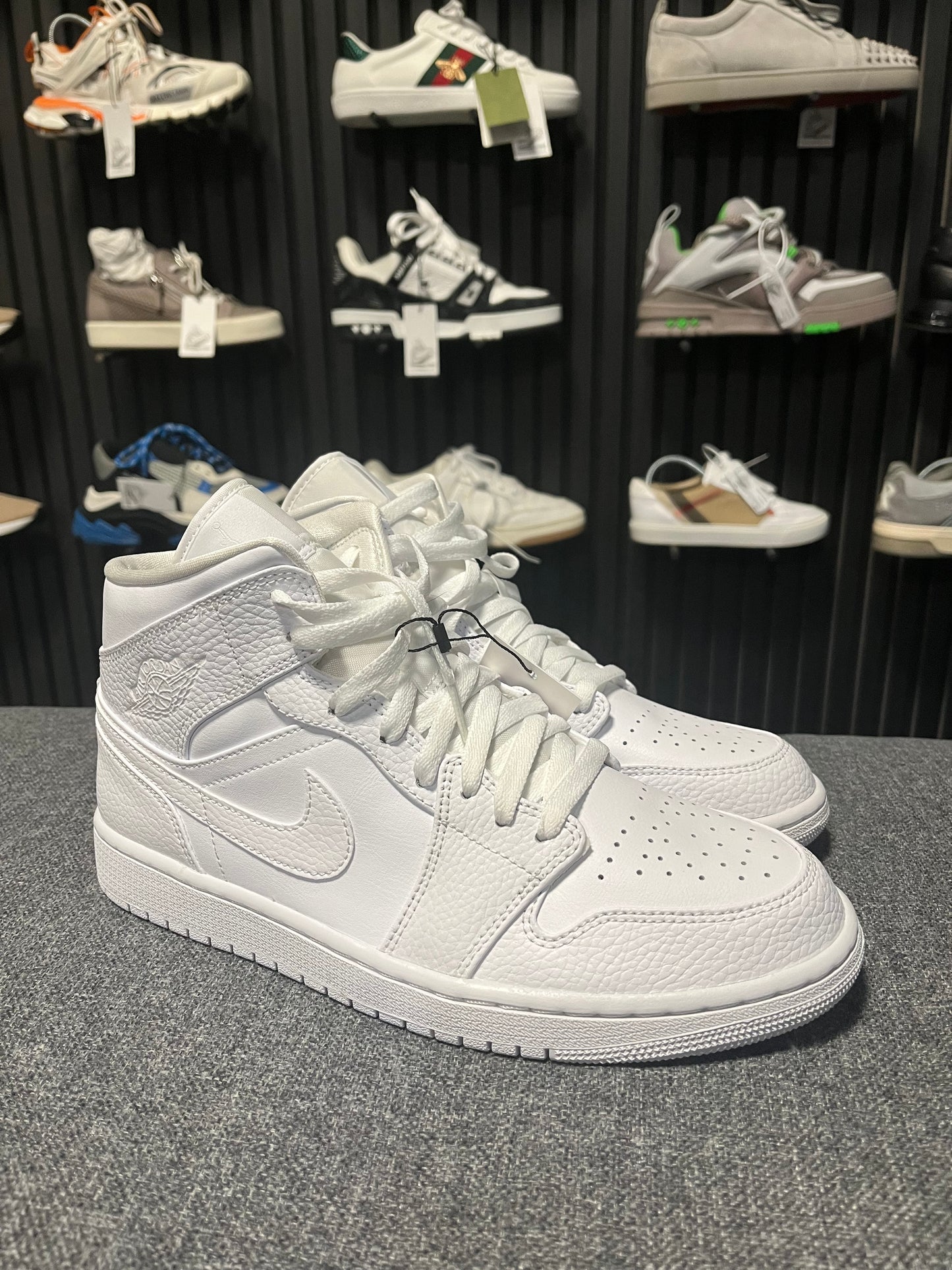 Jordan 1 Mid Triple White UK 9 3590