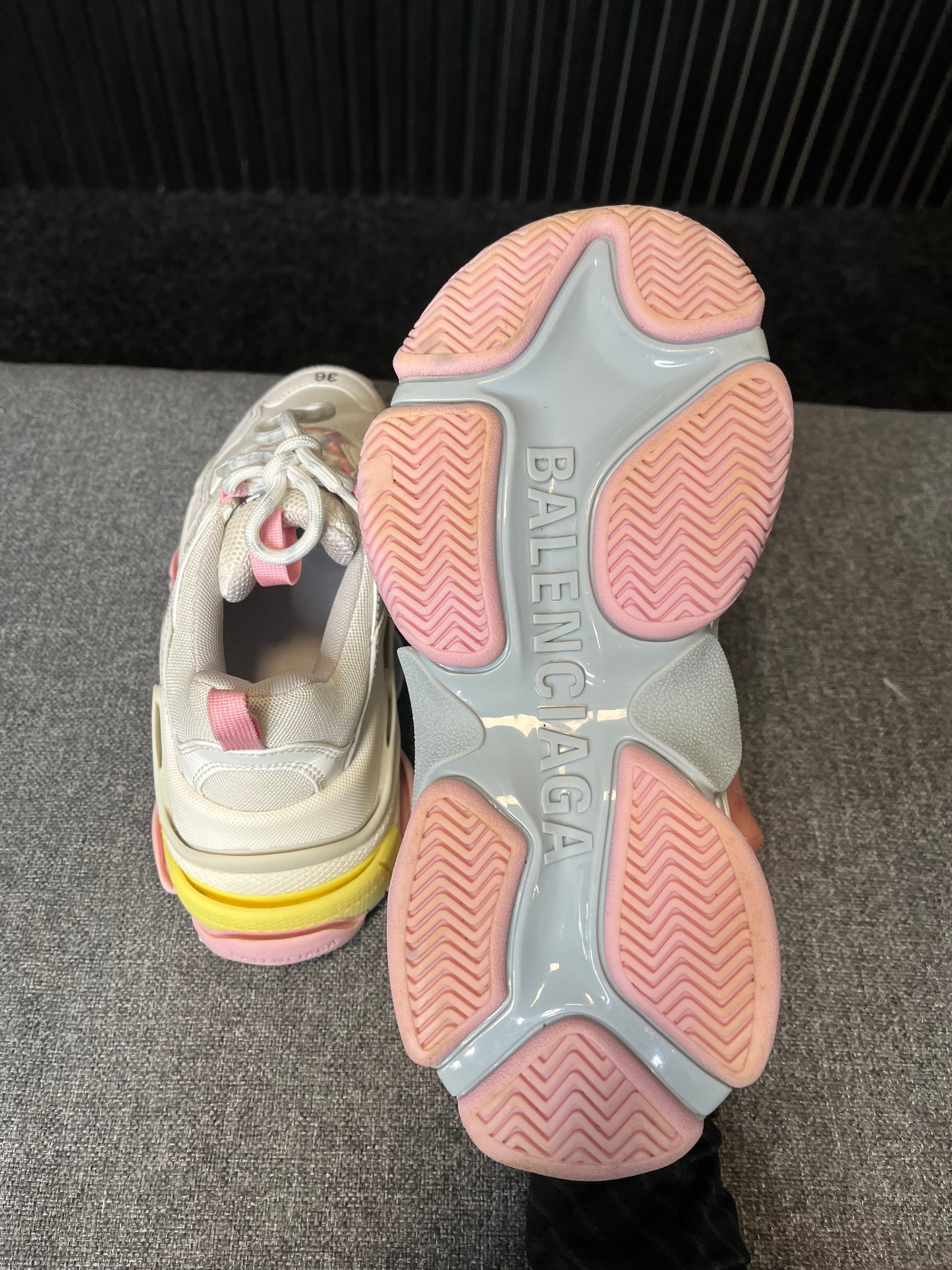 Balenciaga Triple S UK 3 2753