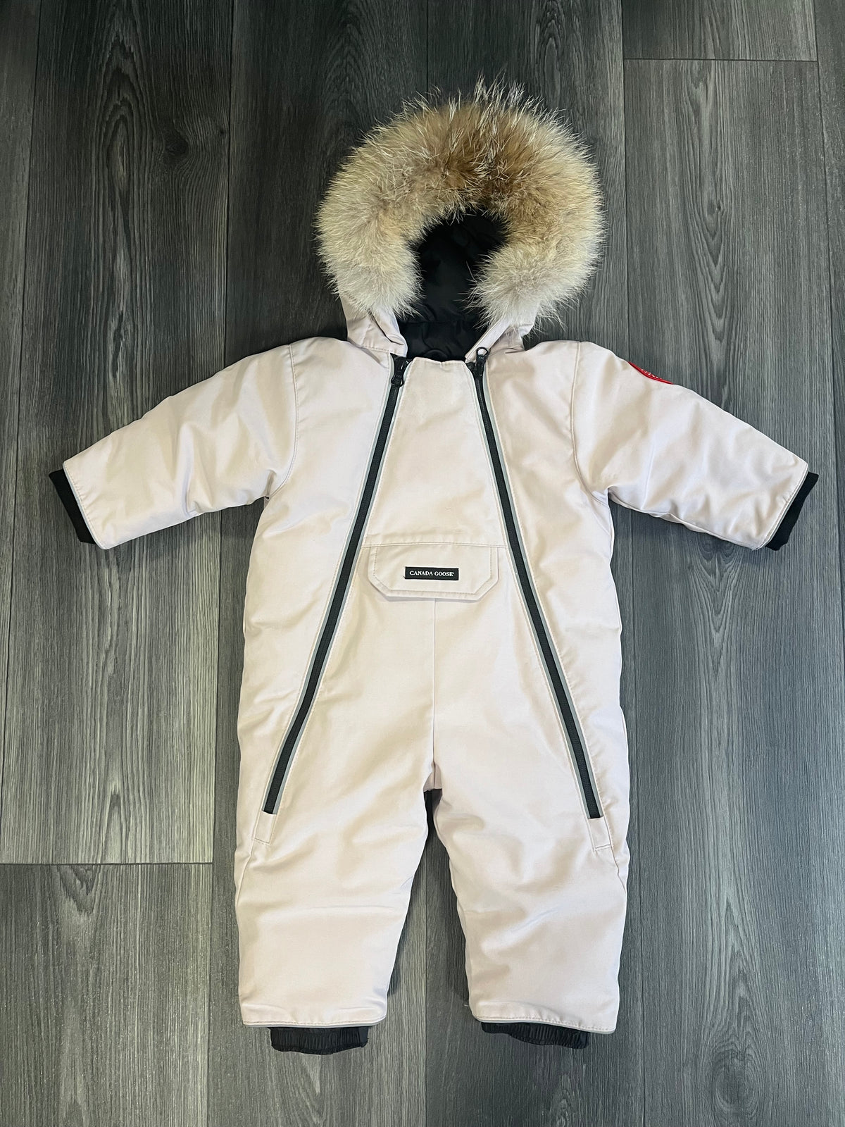 Canada Goose Baby Lamb Snowsuit 6-12 Months 3726