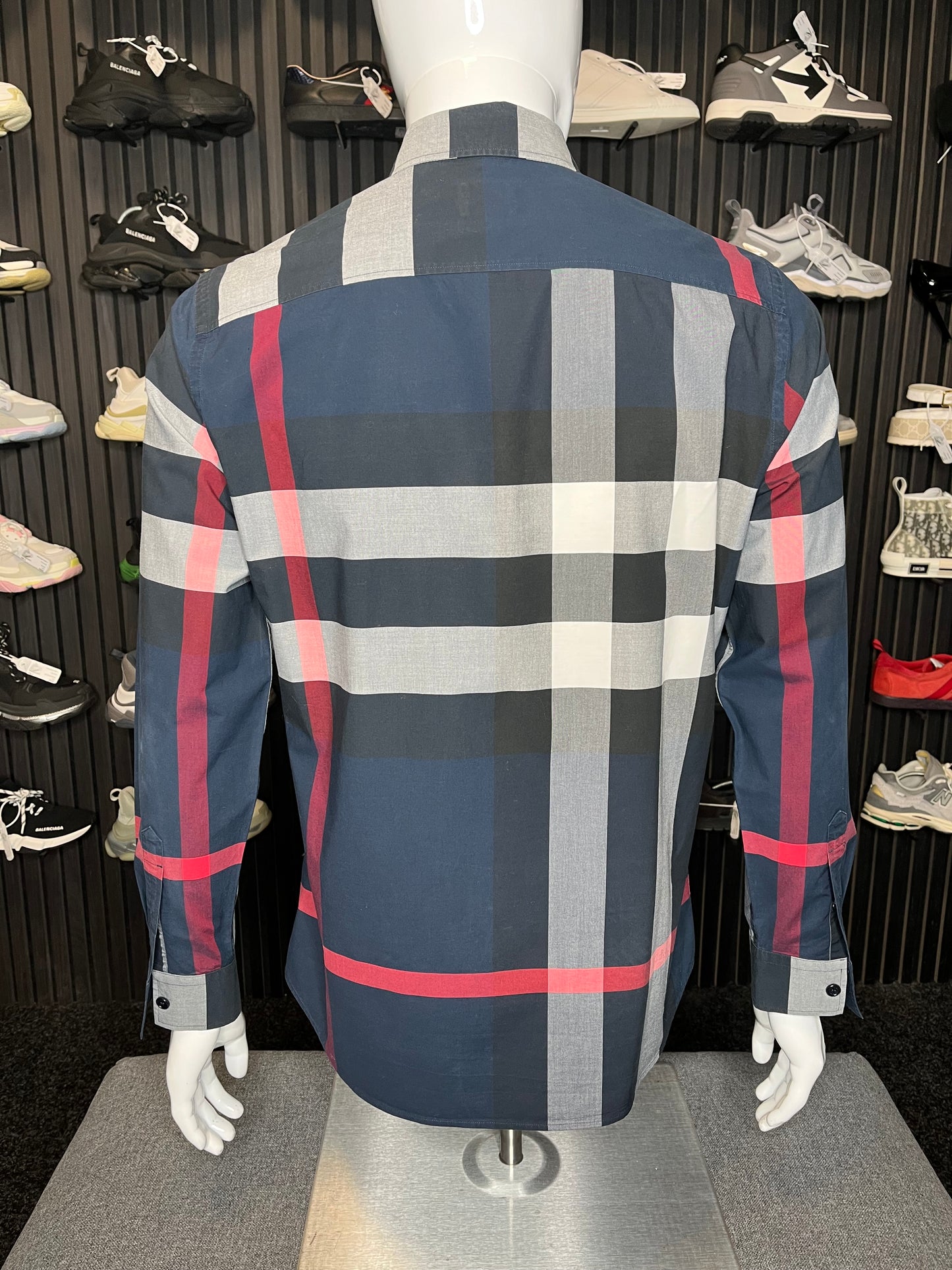 Burberry Shirt Medium 2800