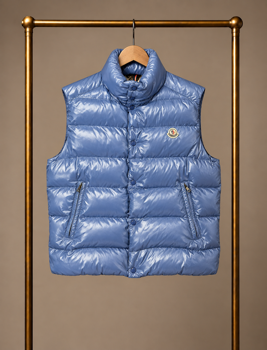 Moncler Gilet Size 6 3838