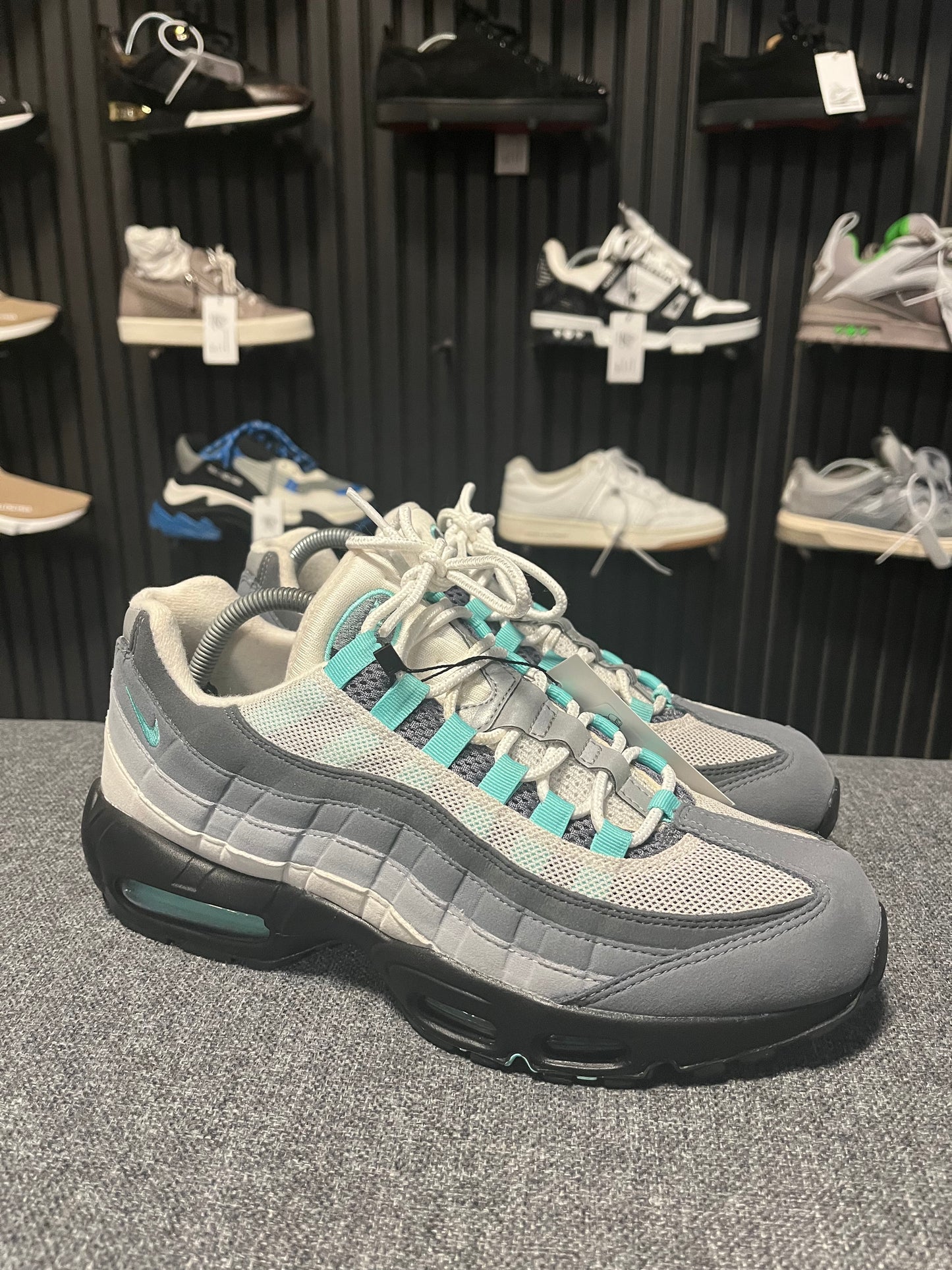 Air Max 95s Hyper Turquoise UK 8.5 3528