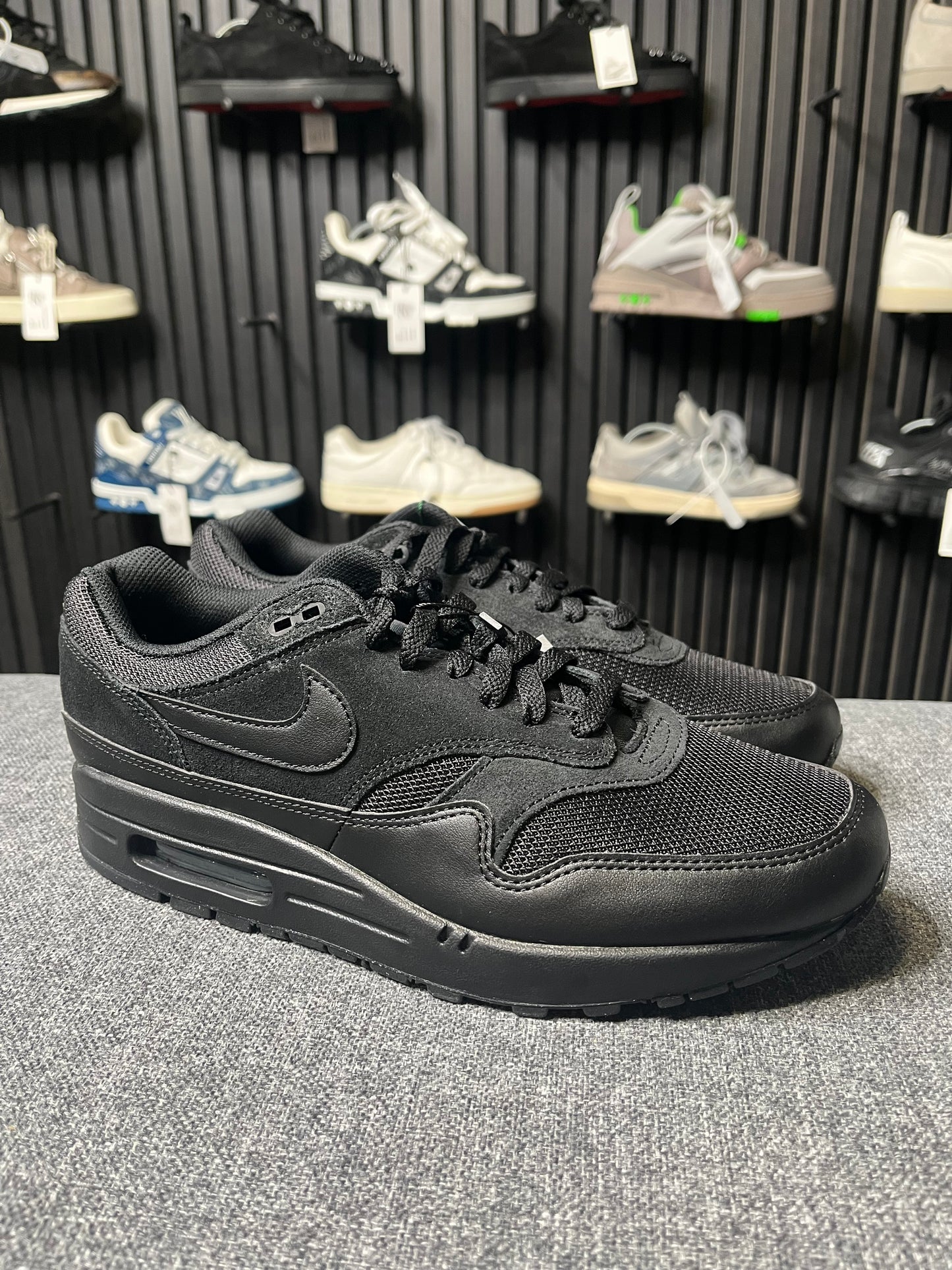 Air Max 1 Essential Triple Black UK 9 3497