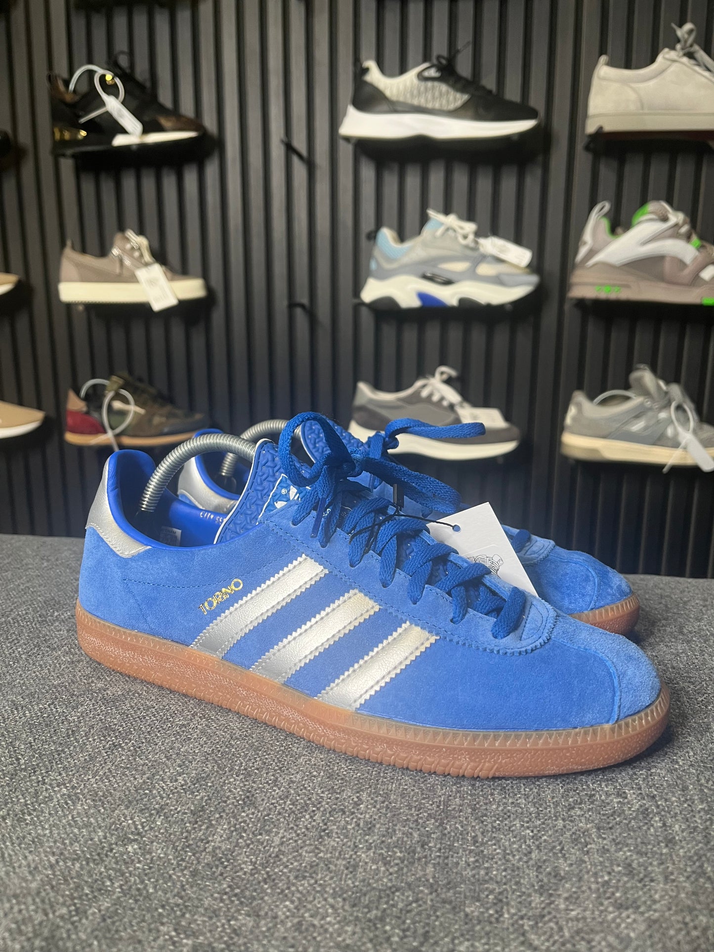 Adidas Torino UK 8.5 3446
