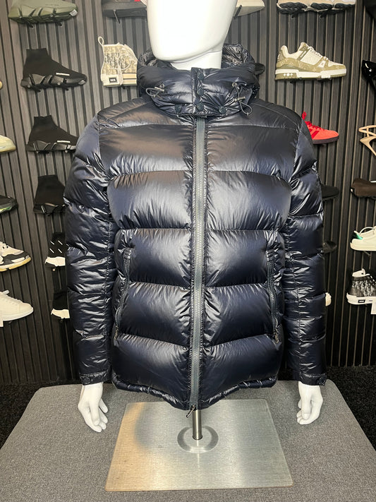 Moncler Maya Medium 3212