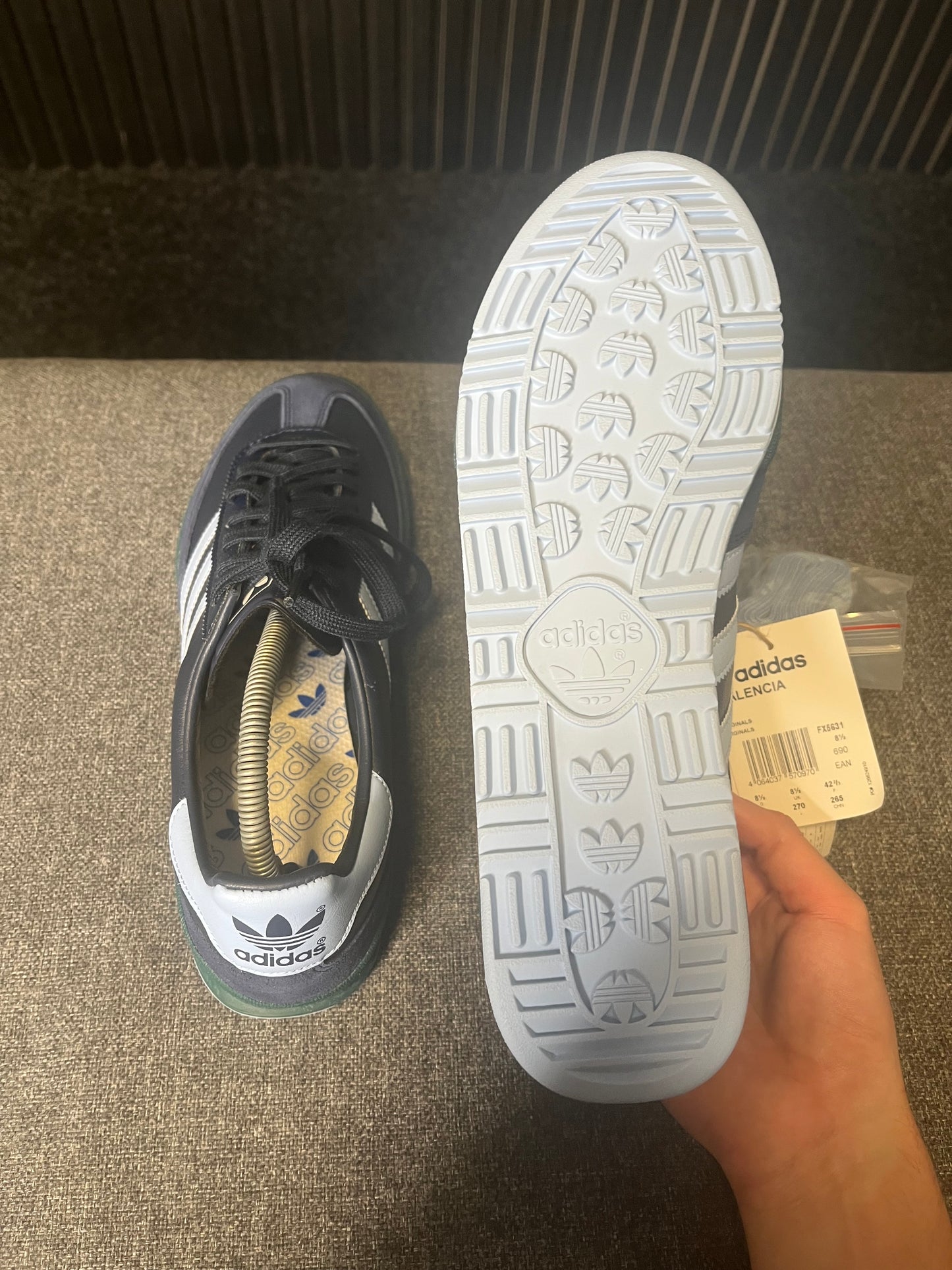 Adidas Valencia UK 8.5 3454
