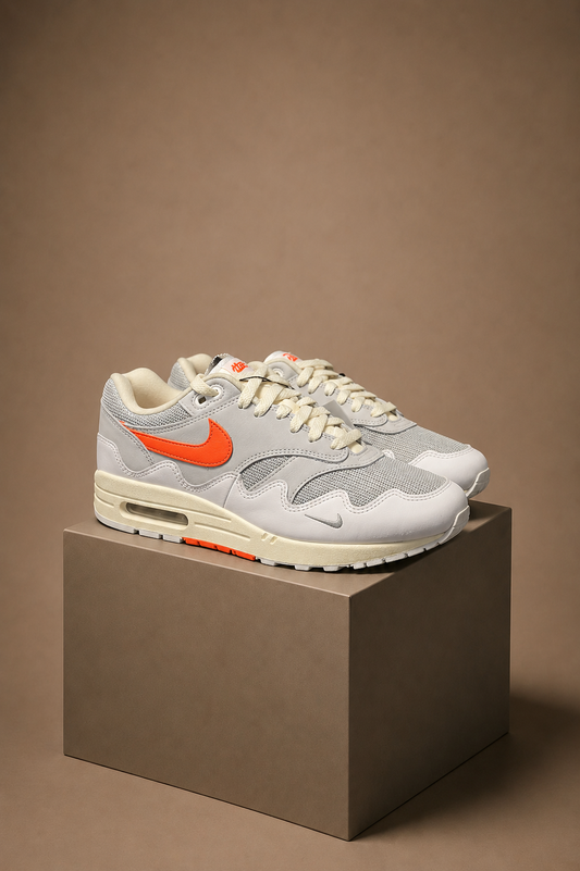 Air Max 1 Patta White Waves Crimson UK 9 3512