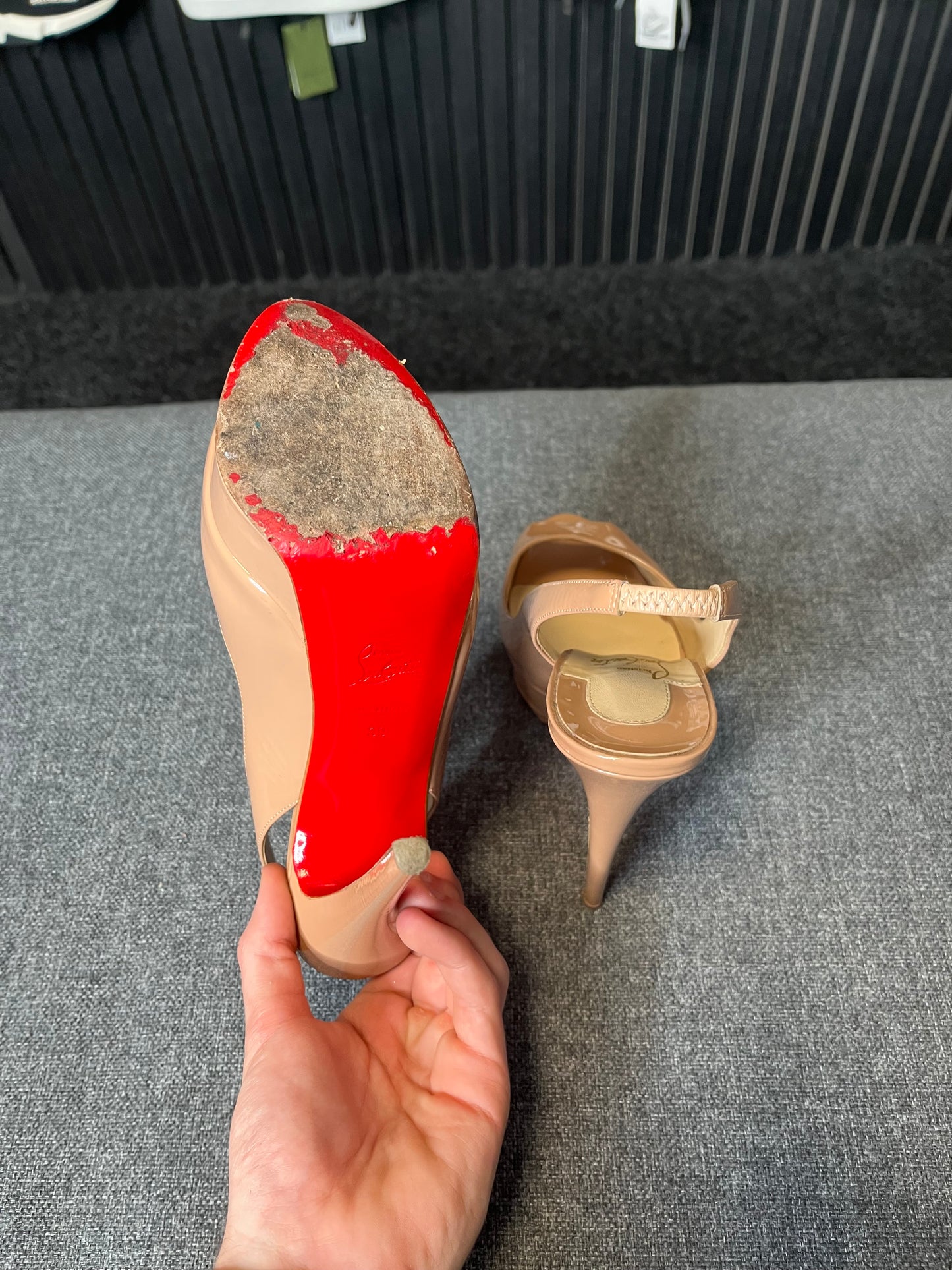 Louboutin Lady Peep Beige Platform Sandal Size 39 3253