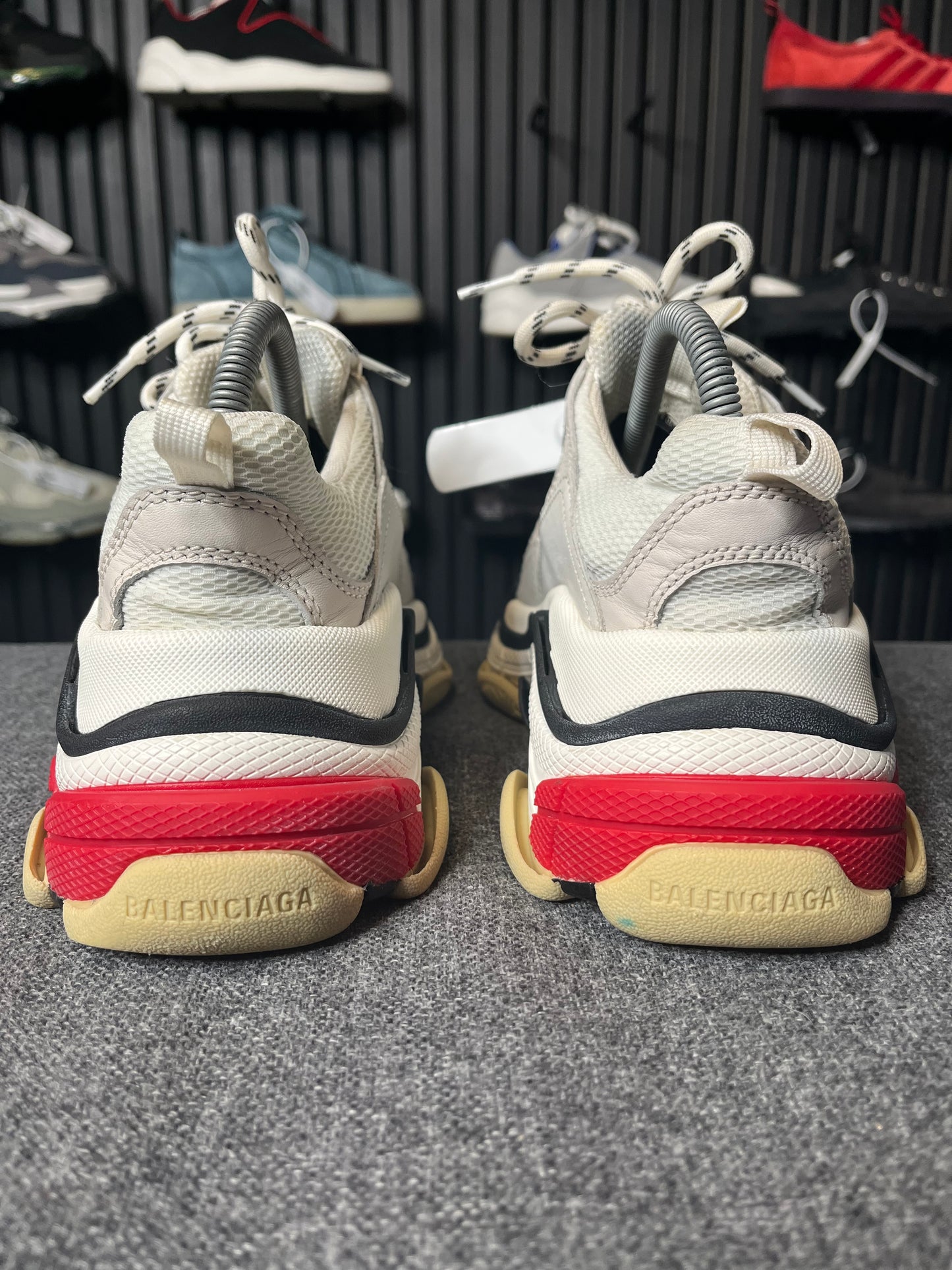 Balenciaga Triple S UK 5 2813