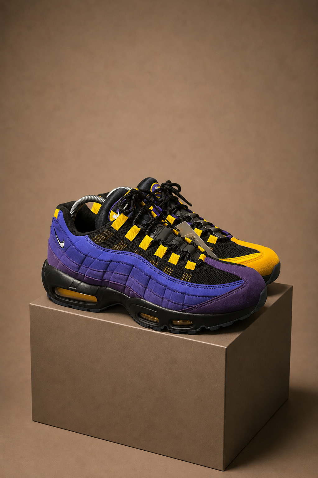 Air Max 95s NRG LeBron Lakers UK 8 3527