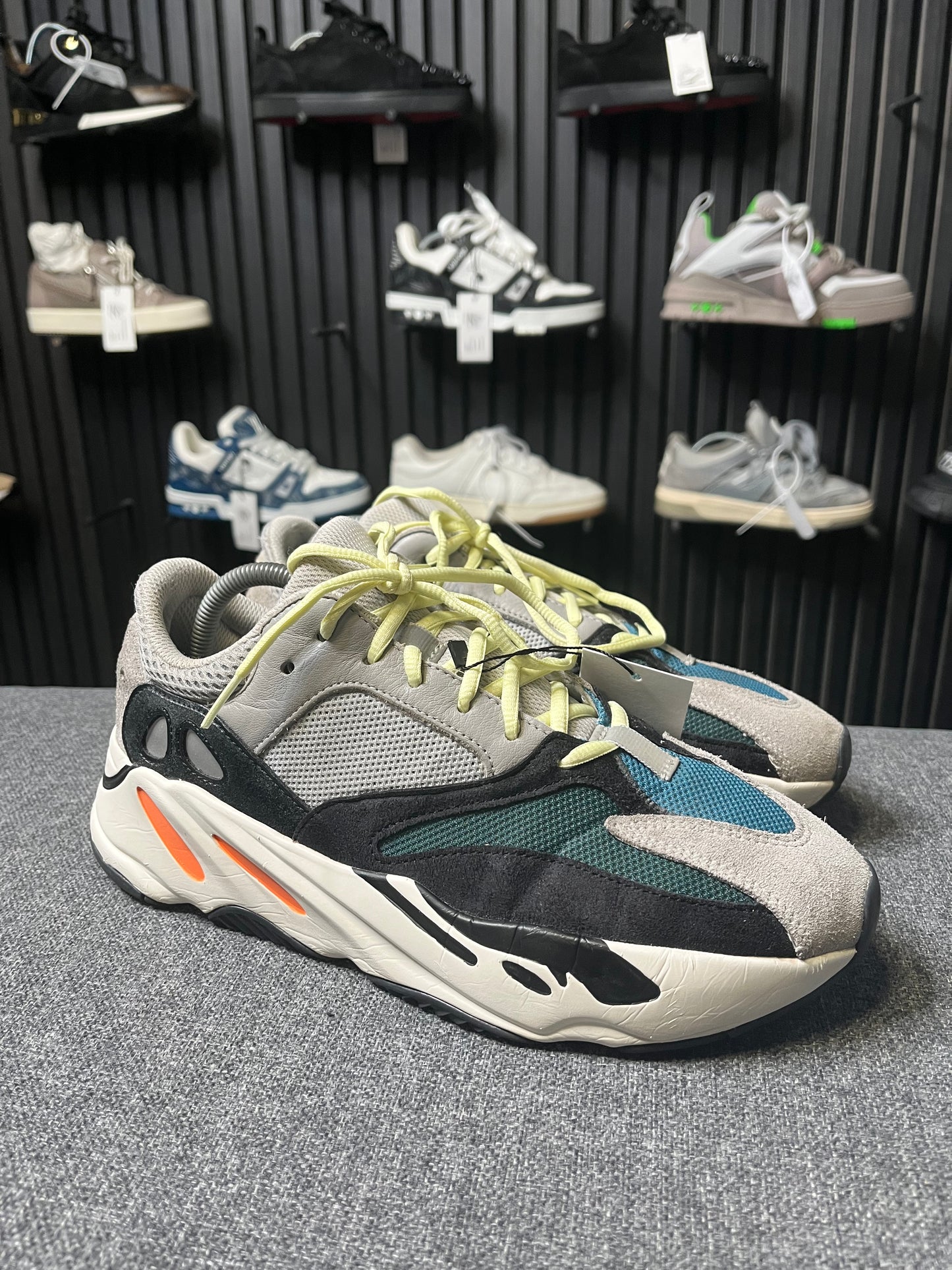 Yeezy Waverunners UK 9.5 3492
