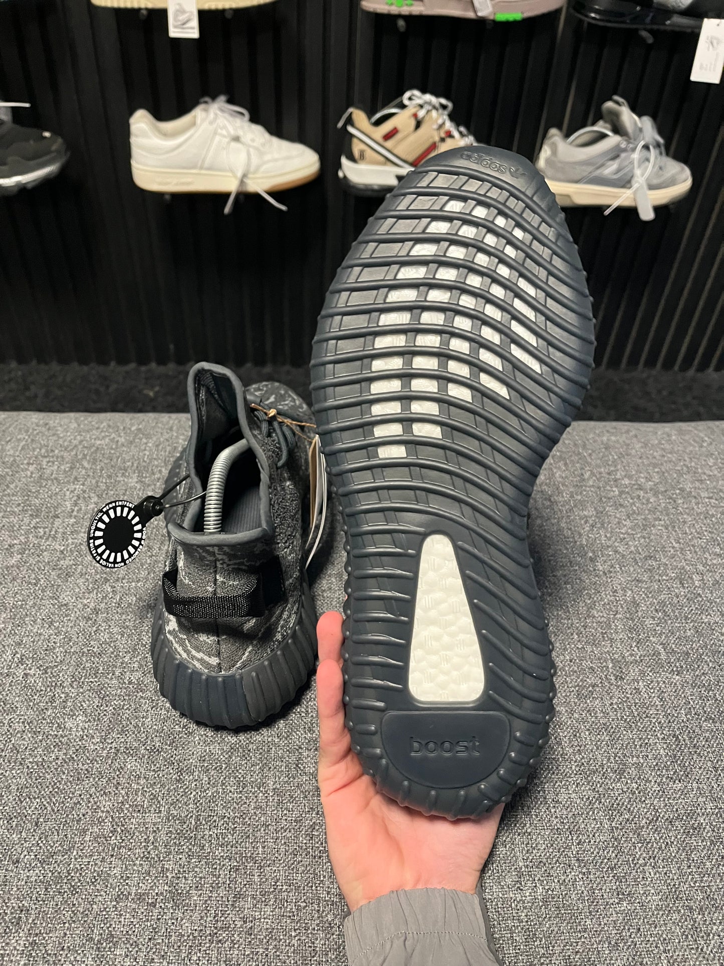 Yeezy 350 MX Dark Salt UK 10.5 3595